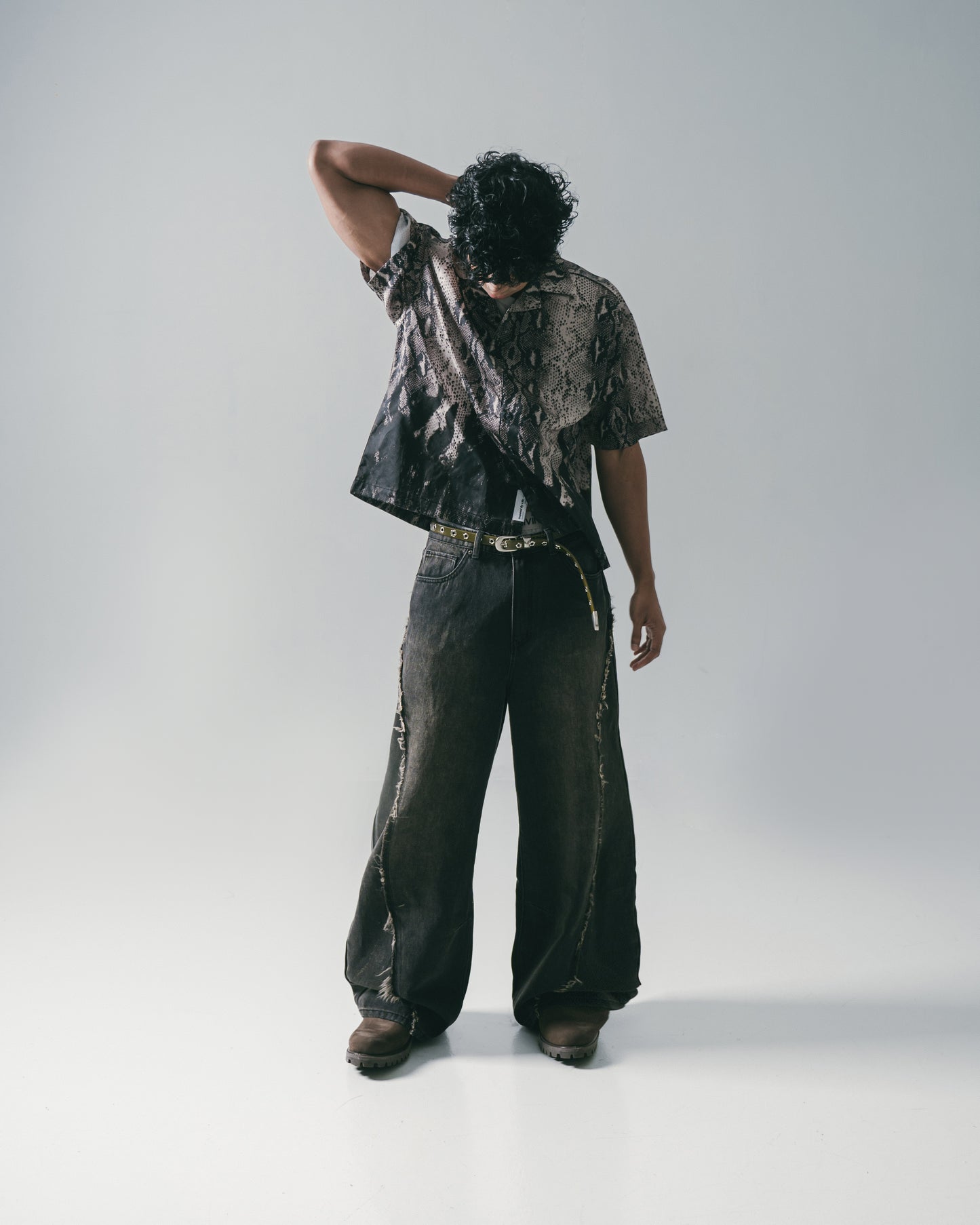 Twist Seam Baggy Denim Jeans Charcoal【L25-05CH】