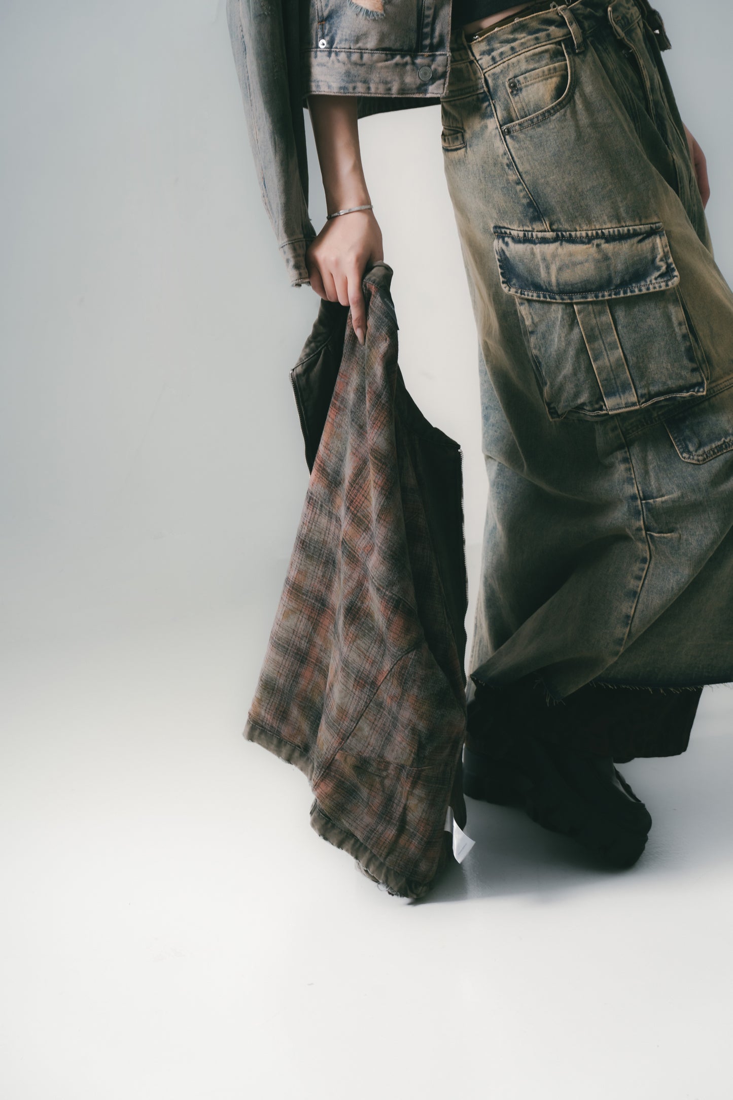 Distressed Denim Full Skirt Dirty Blue【L24-47DB】