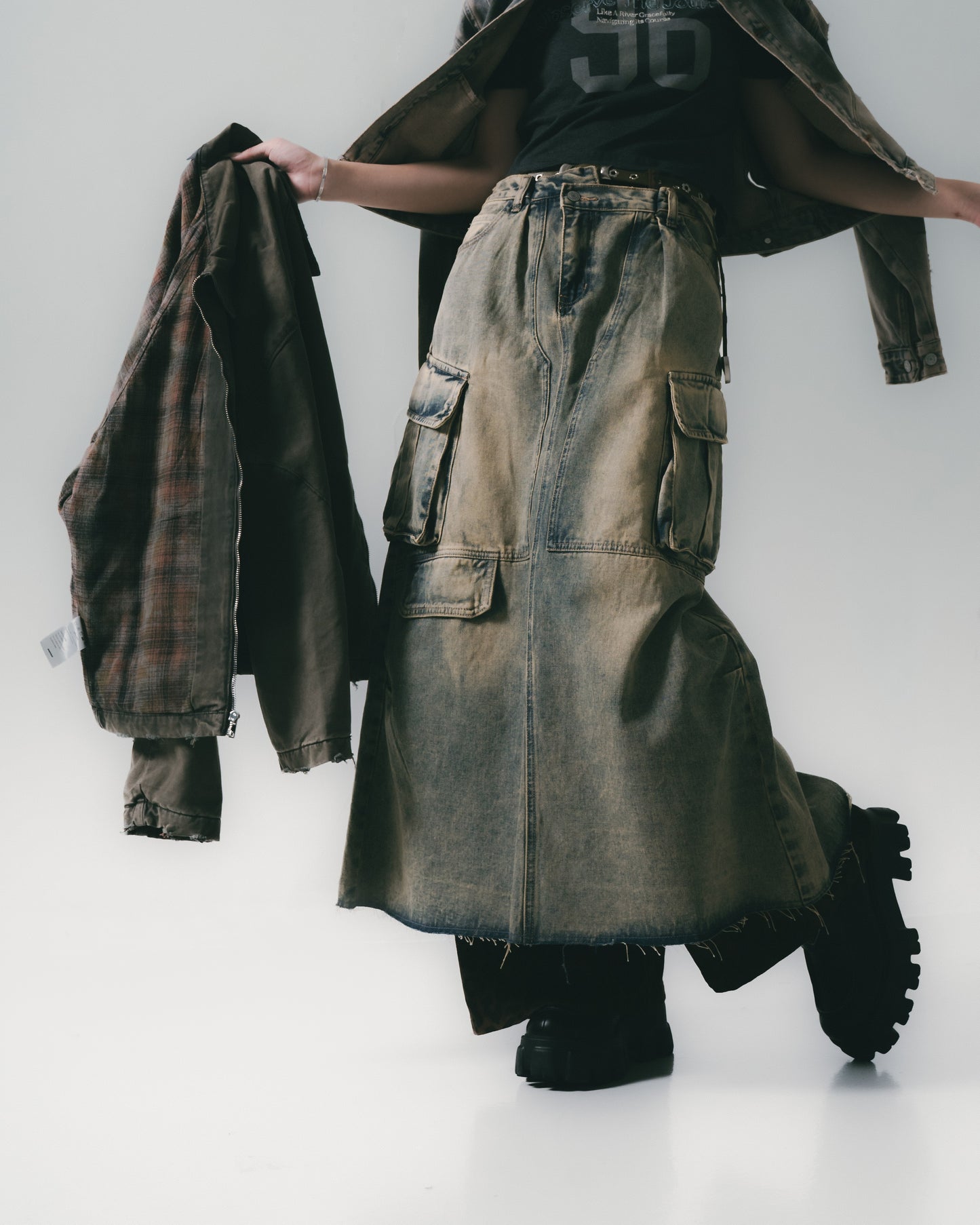 Distressed Denim Full Skirt Dirty Blue【L24-47DB】