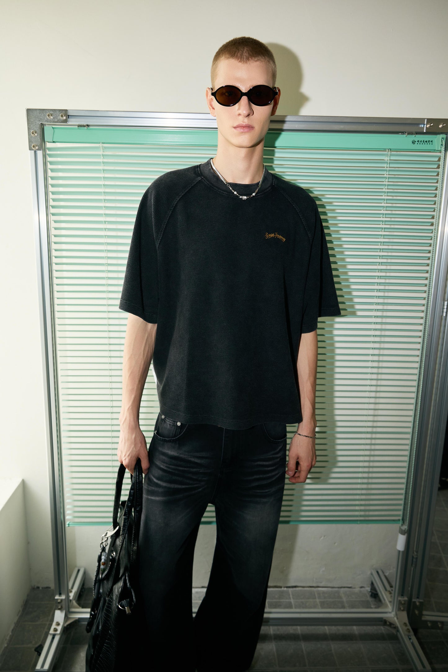 
                  
                    Pigment Dyed Waffle Boxy Tee Carbon【M26-T10CB】
                  
                