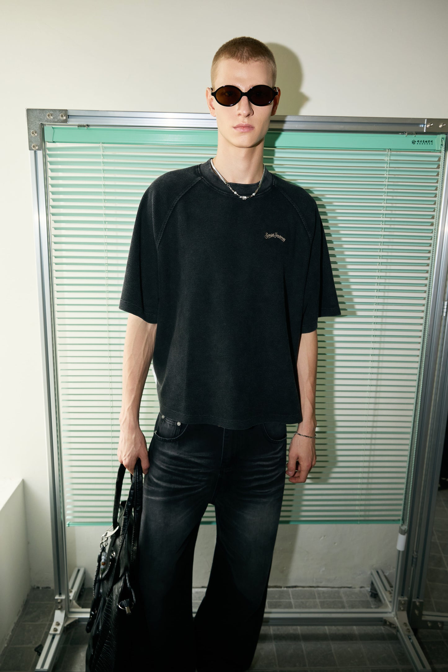 
                  
                    Pigment Dyed Waffle Boxy Tee Carbon【M26-T10CB】
                  
                