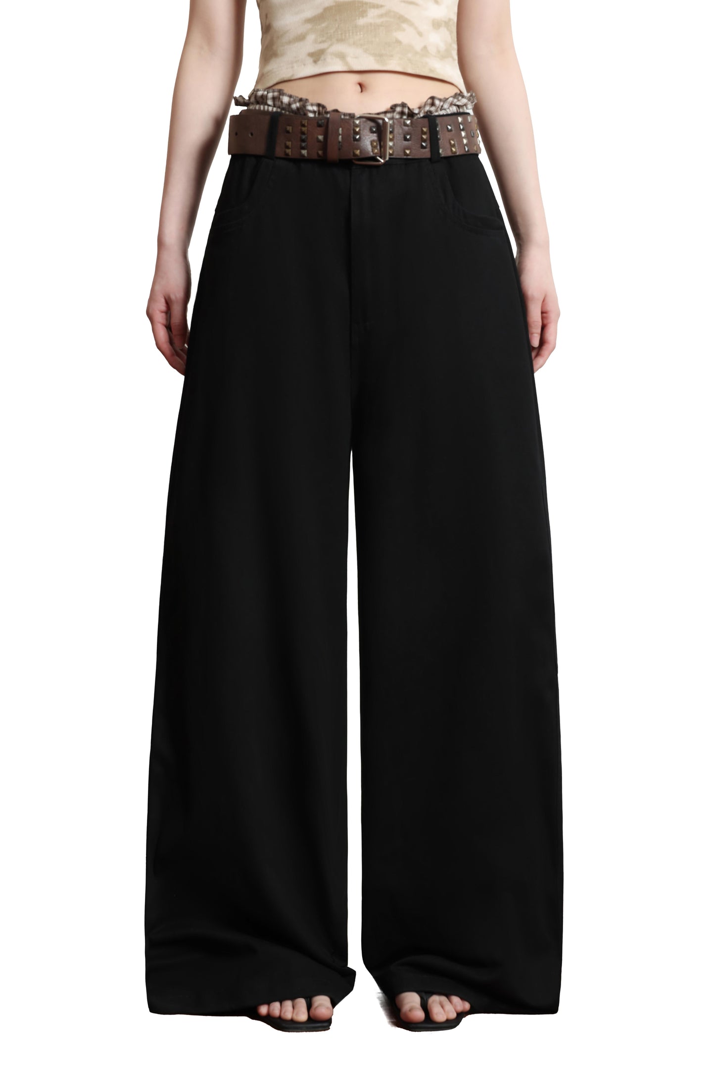 
                  
                    Flowy Straight-Leg Trousers Black【L26-15BK】
                  
                