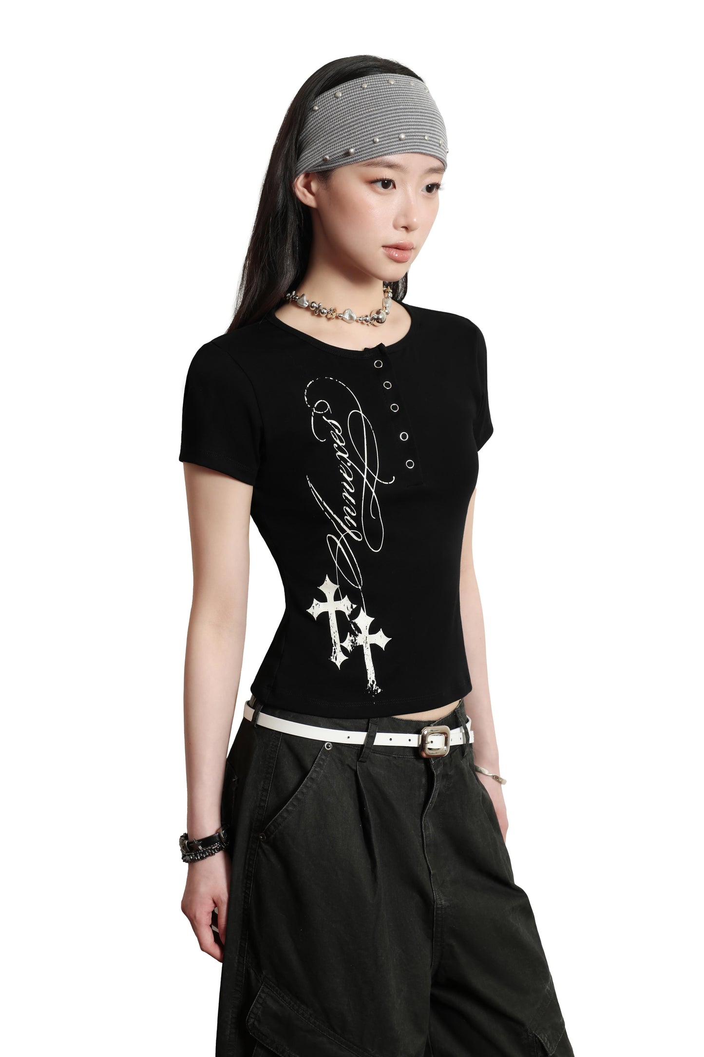 
                  
                    Easy Henry Neck Short Sleeve Tee Black【L26-17BK】
                  
                
