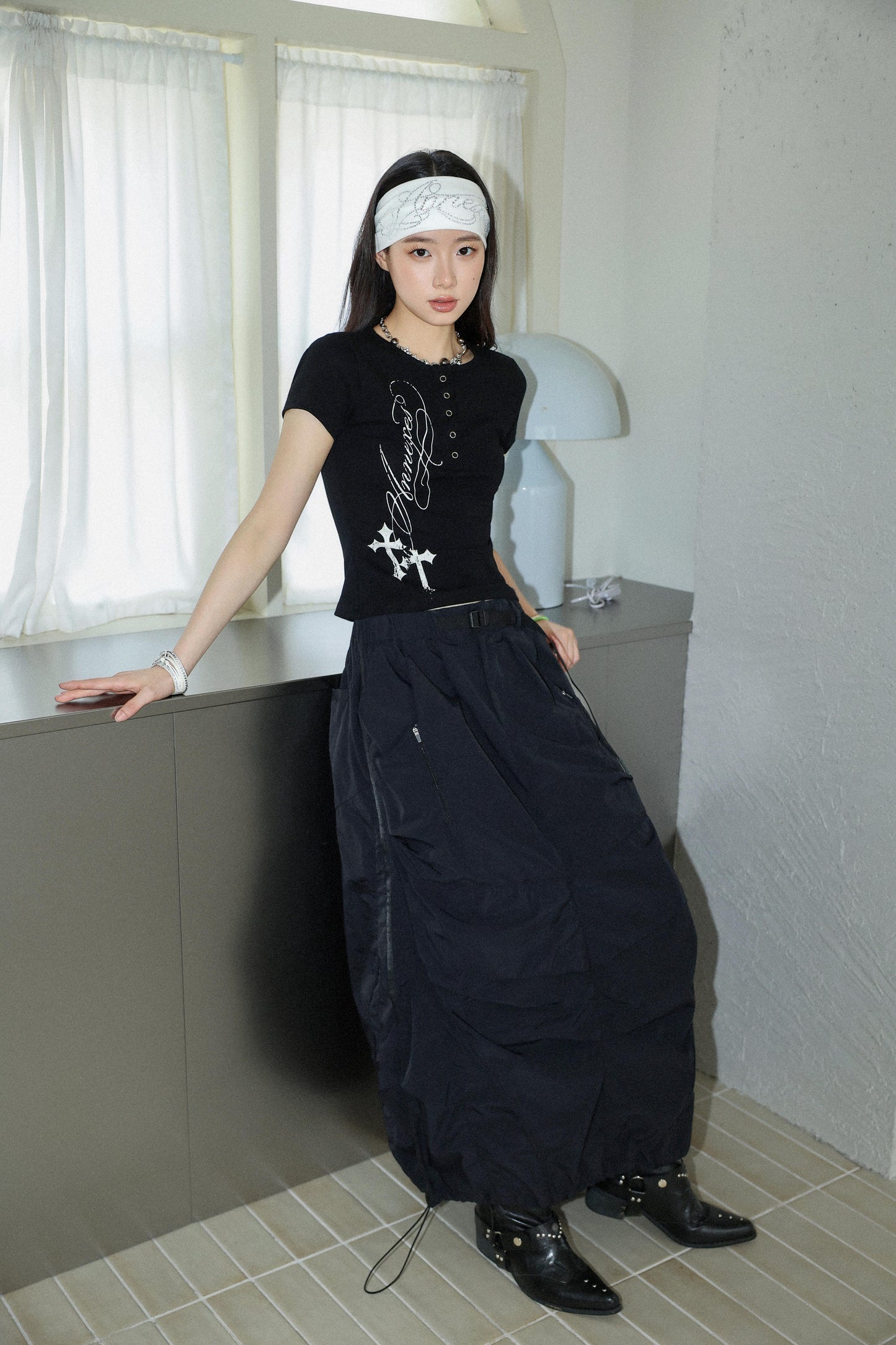 
                  
                    Technical Utility Skirt Black【L26-01BK】
                  
                