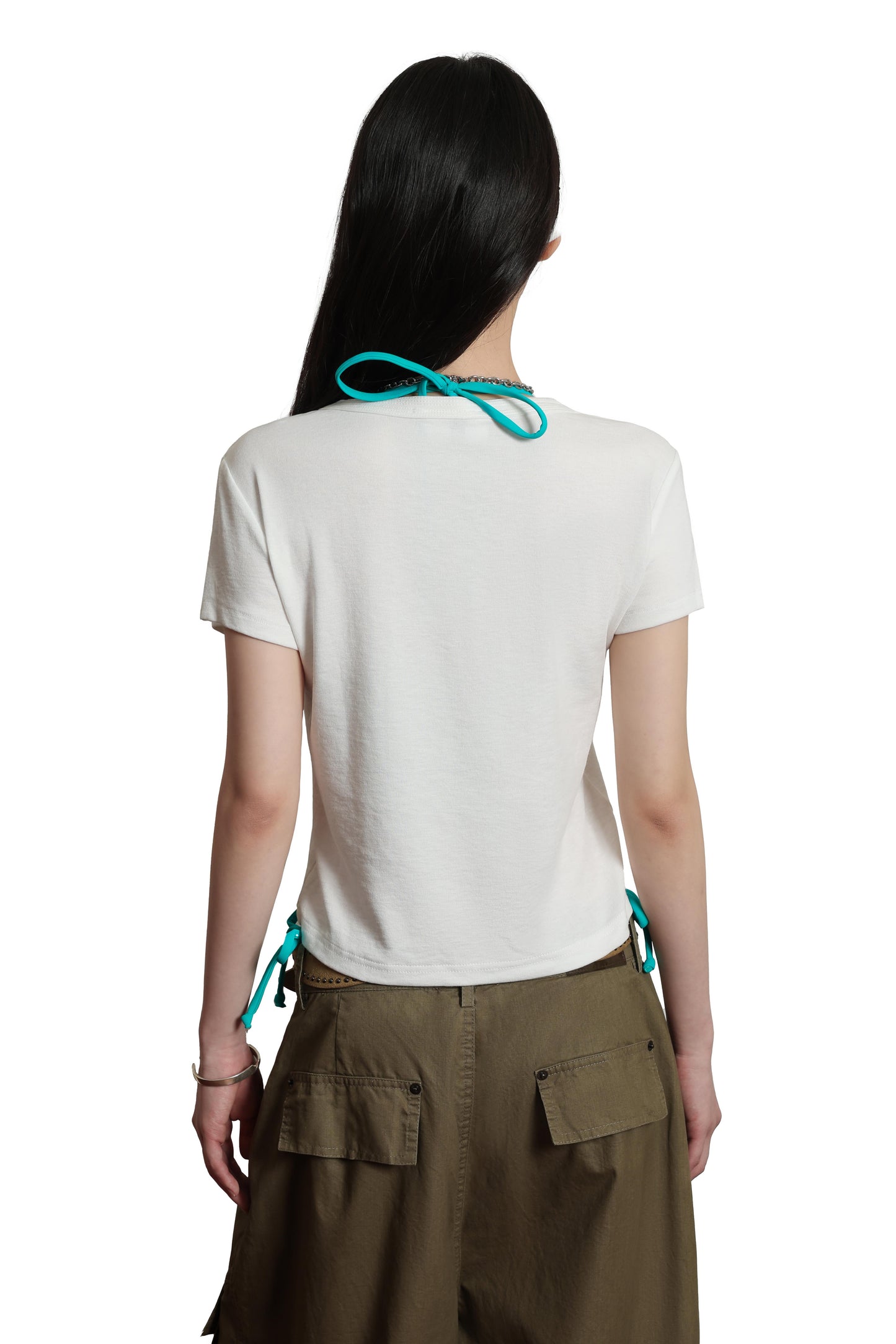 
                  
                    Logo Crop Top White【L26-T09WH】
                  
                