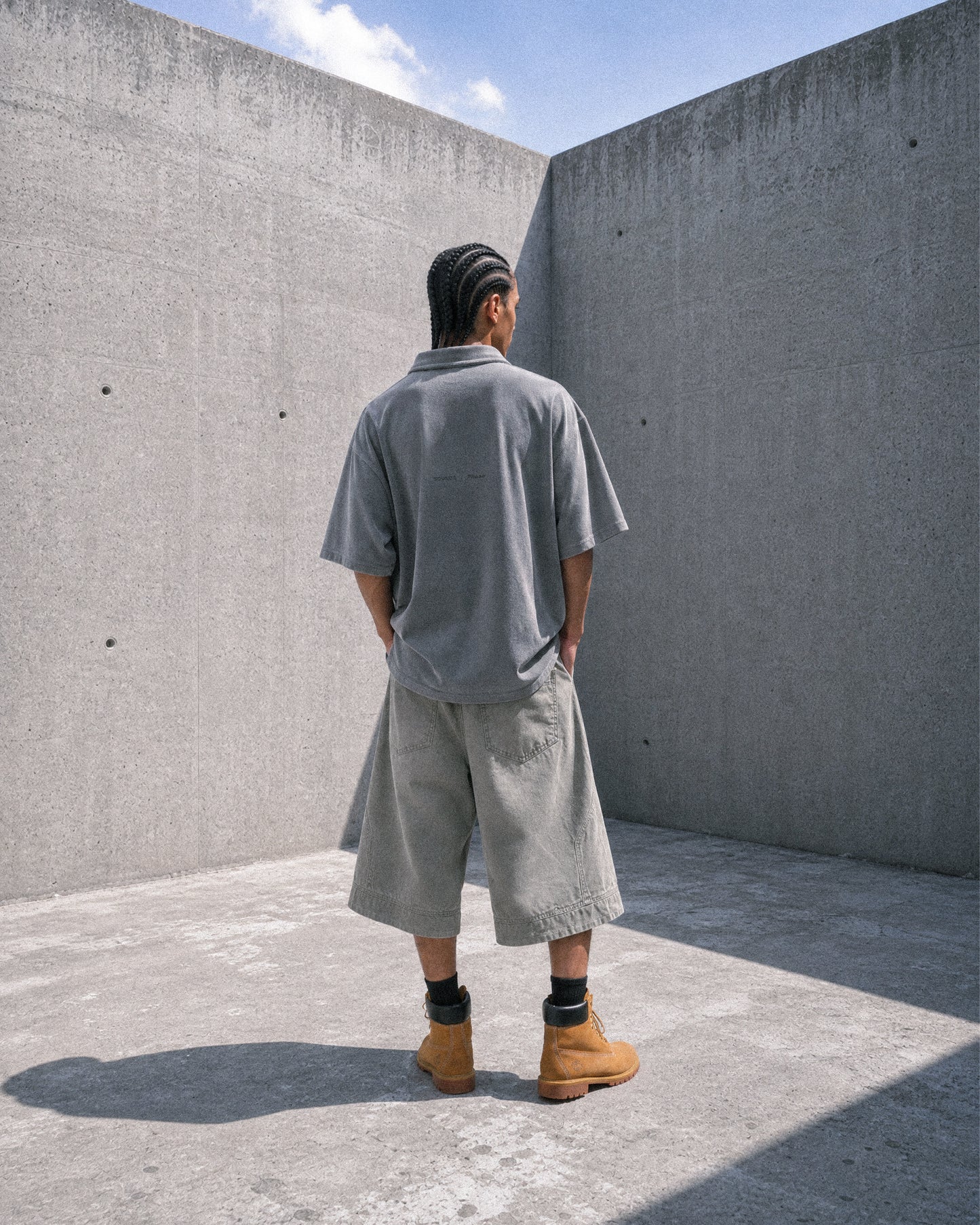 
                  
                    Octo x Sense Phase Wide Shorts Ivory【S26-OS-SIY】
                  
                