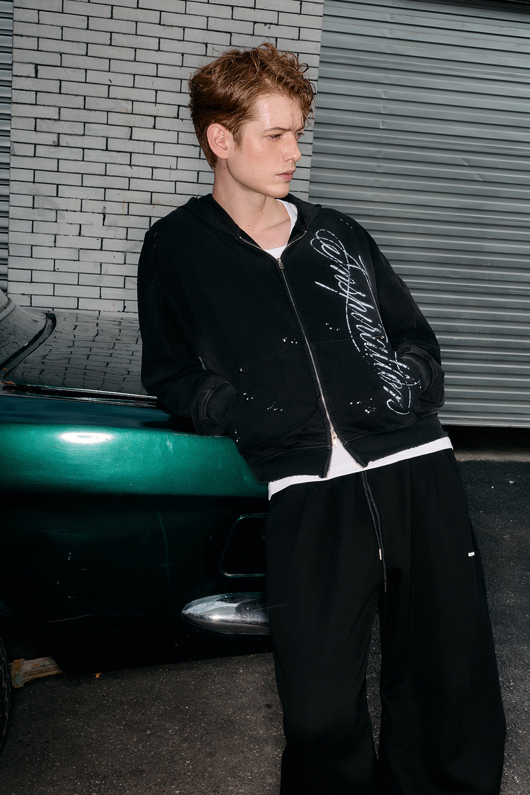 
                  
                    Wash Fade Zip Hoodie Black【M26-26BK】
                  
                