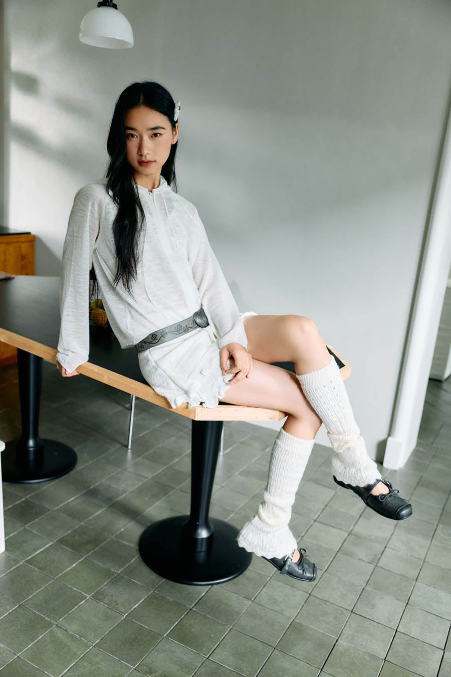 
                  
                    Sheer Knit ZIp-Up Hoodie White【L26-31WH】
                  
                