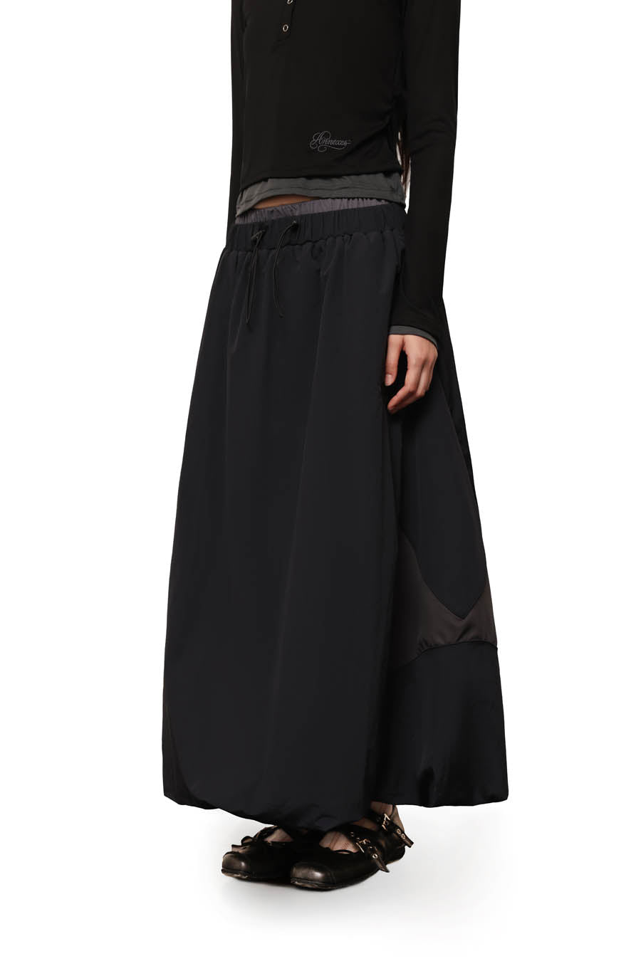 
                  
                    Parachute Drawstring Parachute Skirt Black【L26-30BK】
                  
                