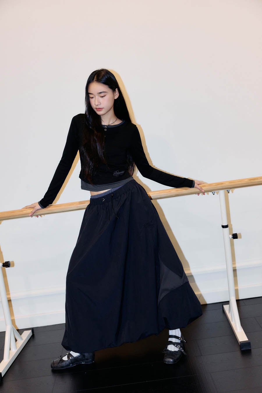 
                  
                    Parachute Drawstring Parachute Skirt Black【L26-30BK】
                  
                