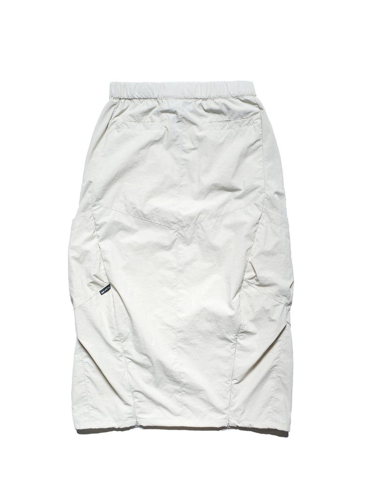 
                  
                    octo gambol x sense Fissure Technical Skirts Ivory【S25-OS-WSIY】
                  
                