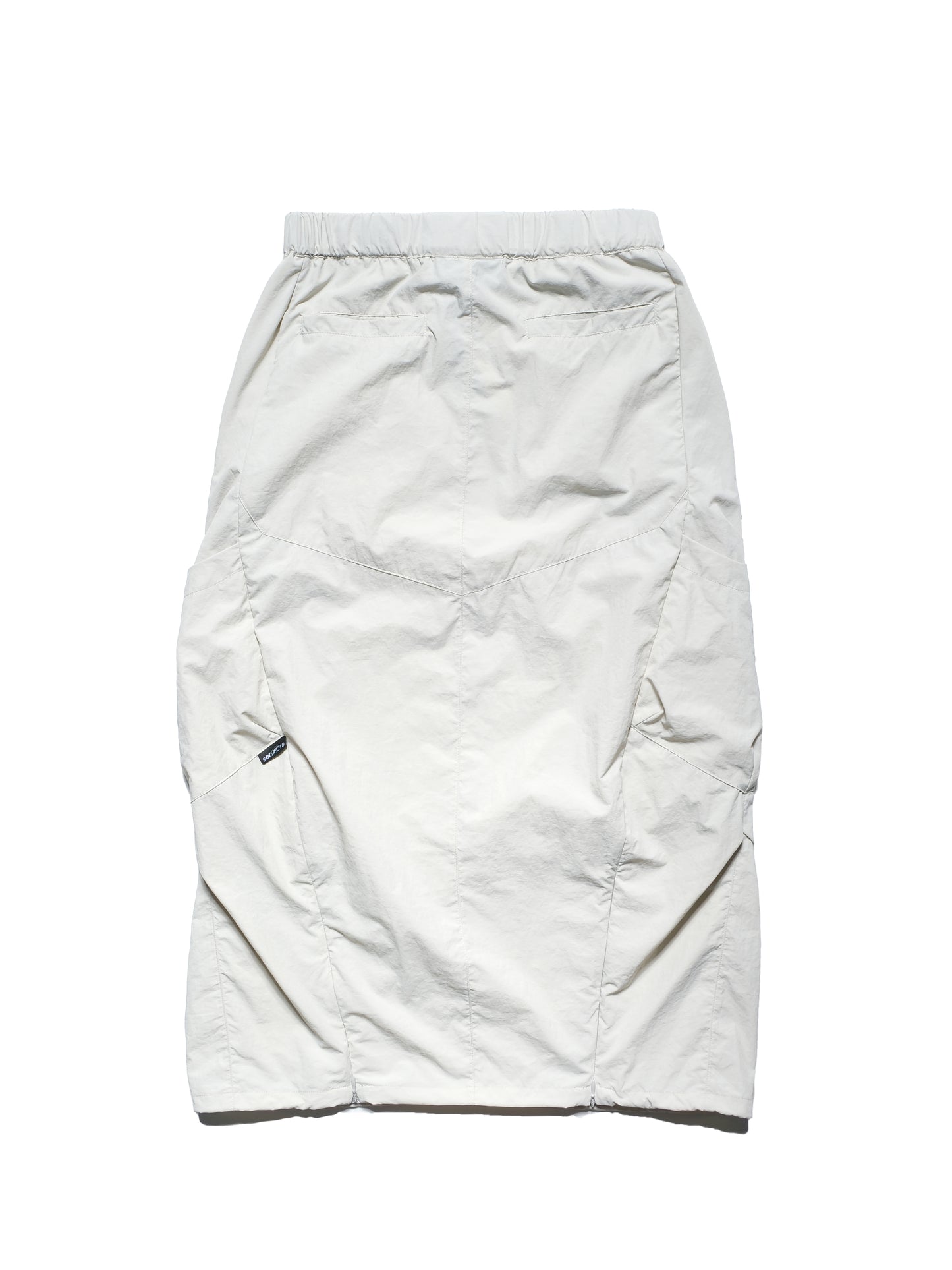 
                  
                    octo gambol x sense Fissure Technical Skirts Ivory【S25-OS-WSIY】
                  
                