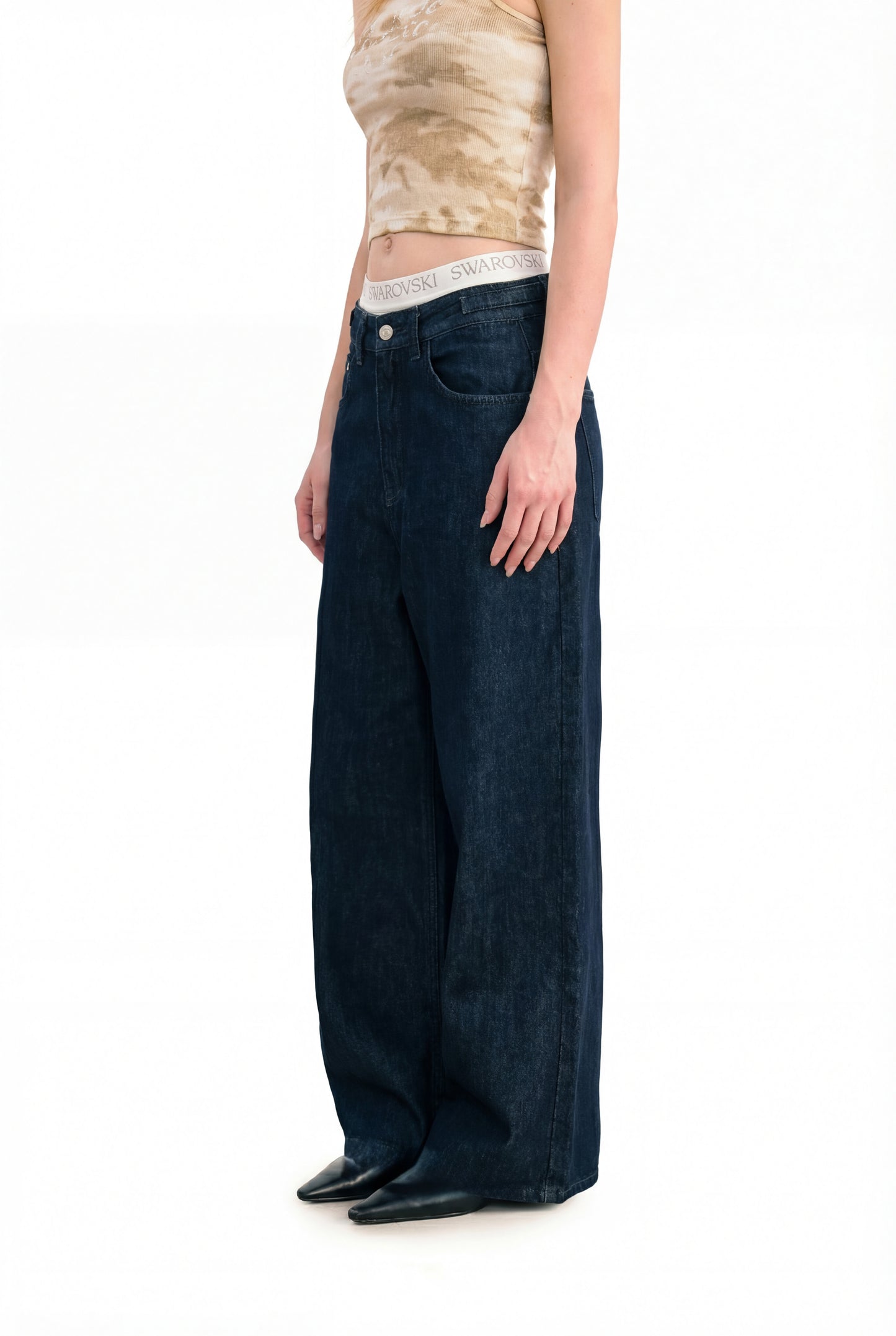
                  
                    Low-Rise Wide-Leg Jeans Pleat Shutter Blue【L26-13PSB】
                  
                