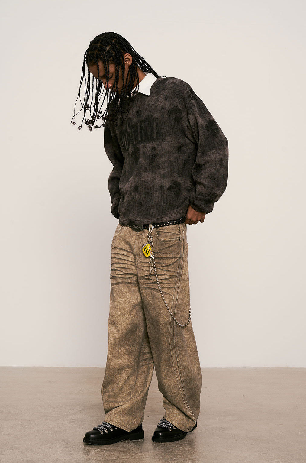 
                  
                    Dirty Rust Sweater Coal Black【M25-47CB】
                  
                