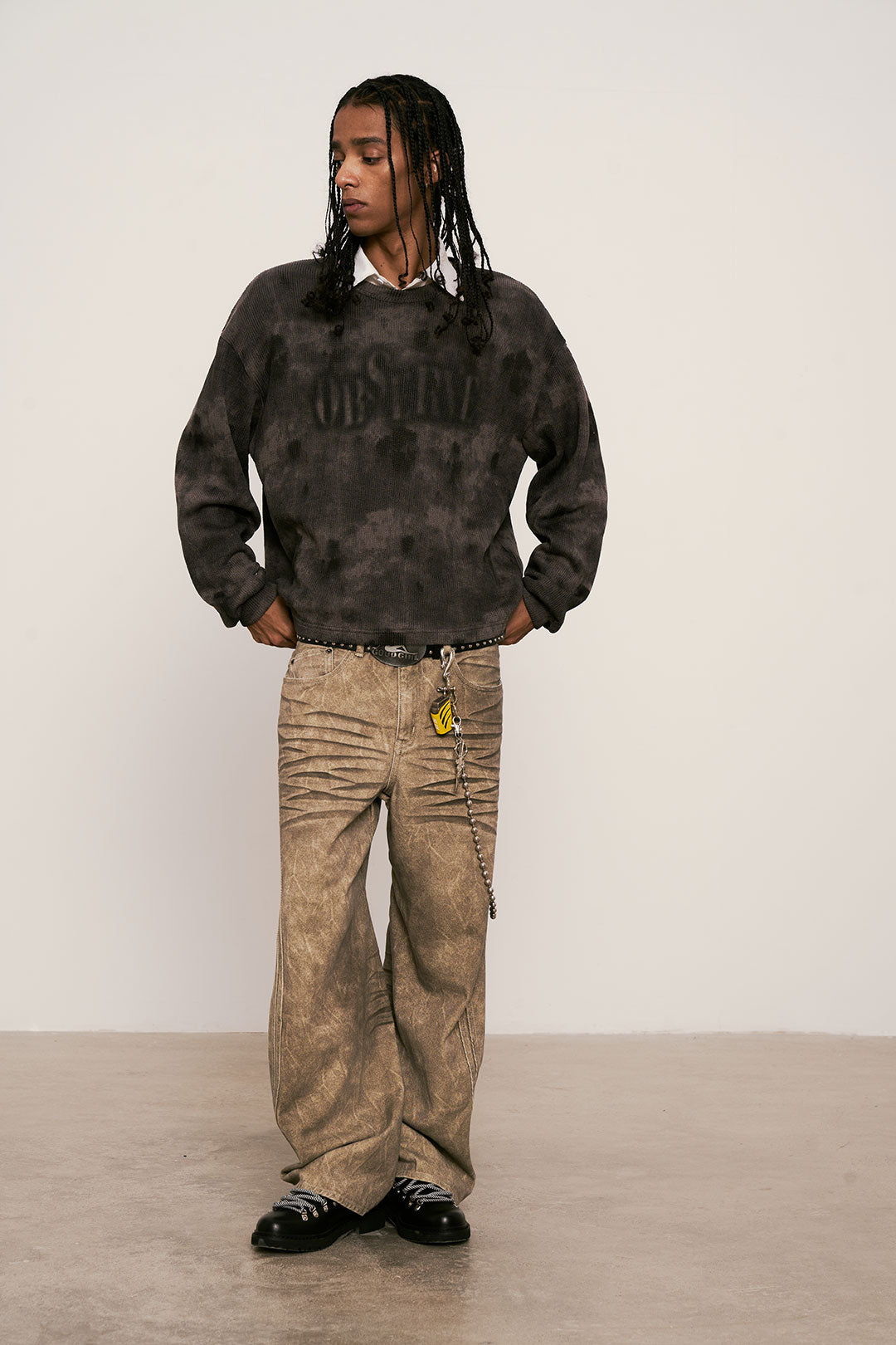 
                  
                    Dirty Rust Sweater Coal Black【M25-47CB】
                  
                