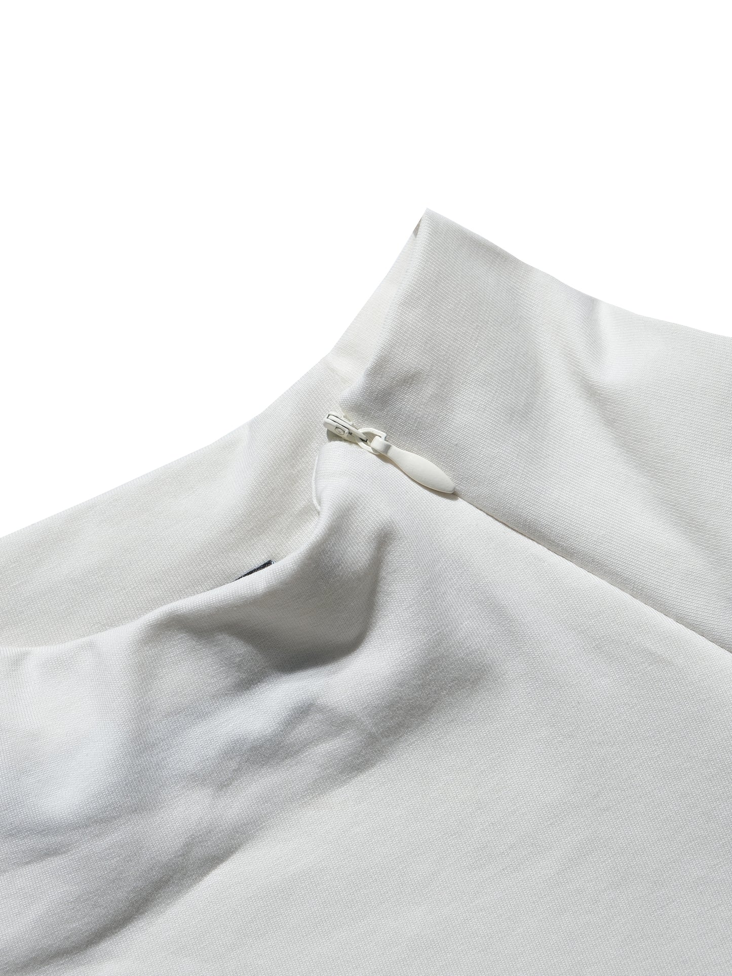 
                  
                    octo gambol x sense Zip Cropped Top Cream【S25-OS-WT1CM】
                  
                