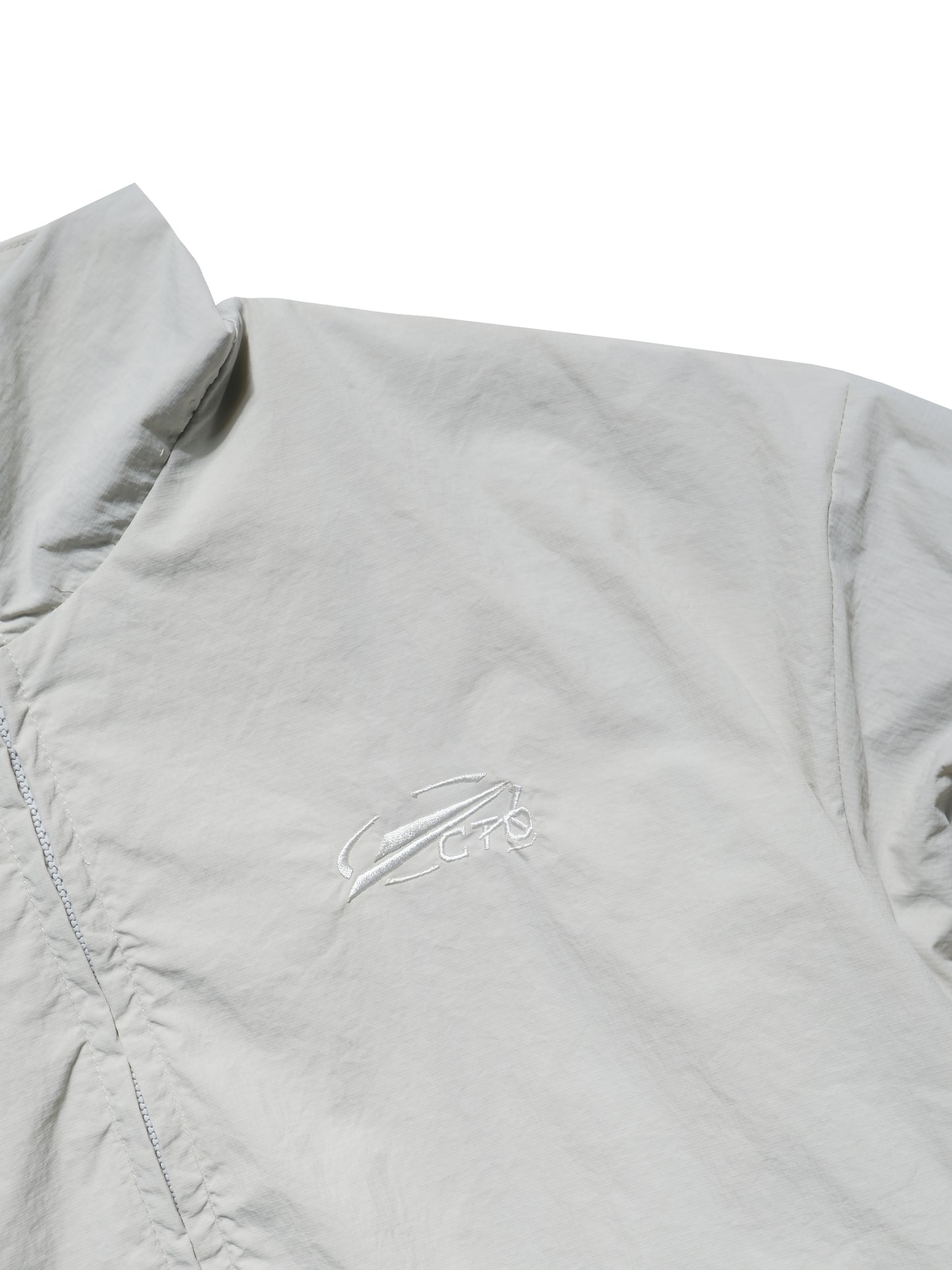 
                  
                    octo gambol x sense Fissure Technical Jacket Ivory【S25-OS-WJIY】
                  
                