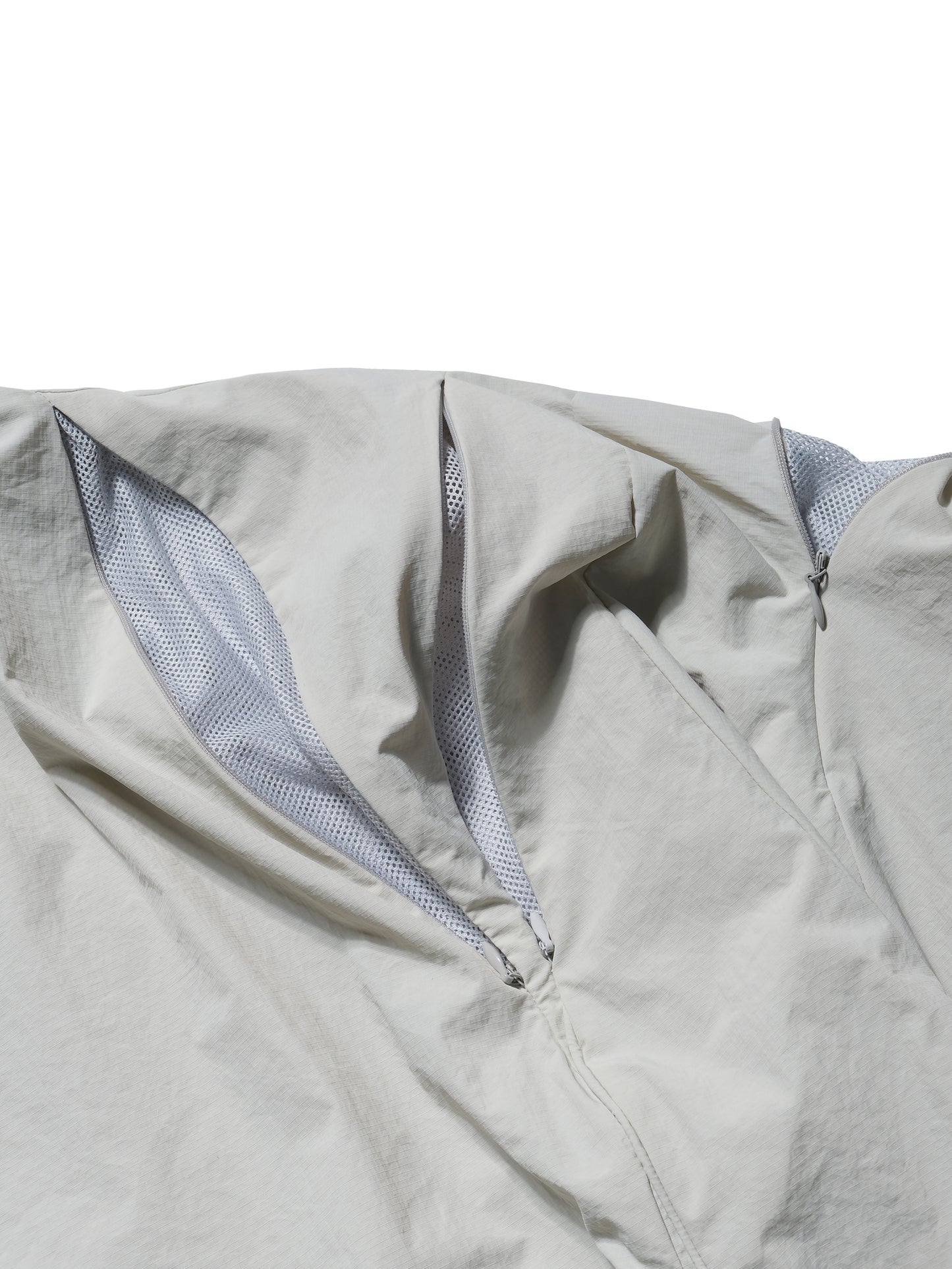 
                  
                    octo gambol x sense Fissure Technical Jacket Ivory【S25-OS-WJIY】
                  
                