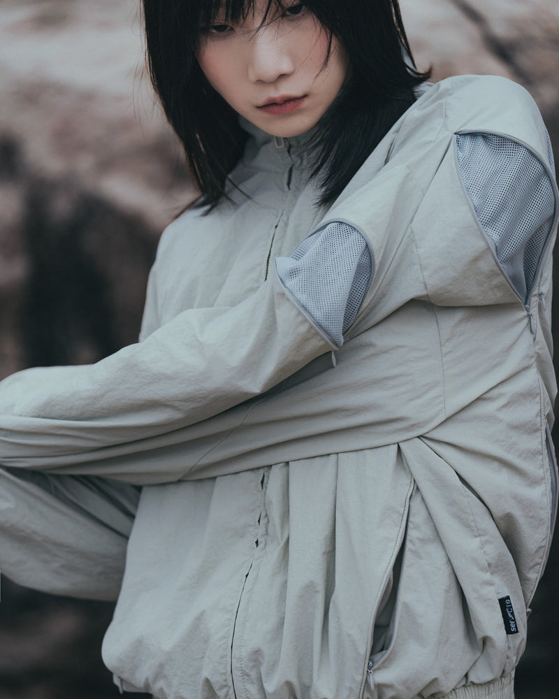 
                  
                    octo gambol x sense Fissure Technical Jacket Ivory【S25-OS-WJIY】
                  
                