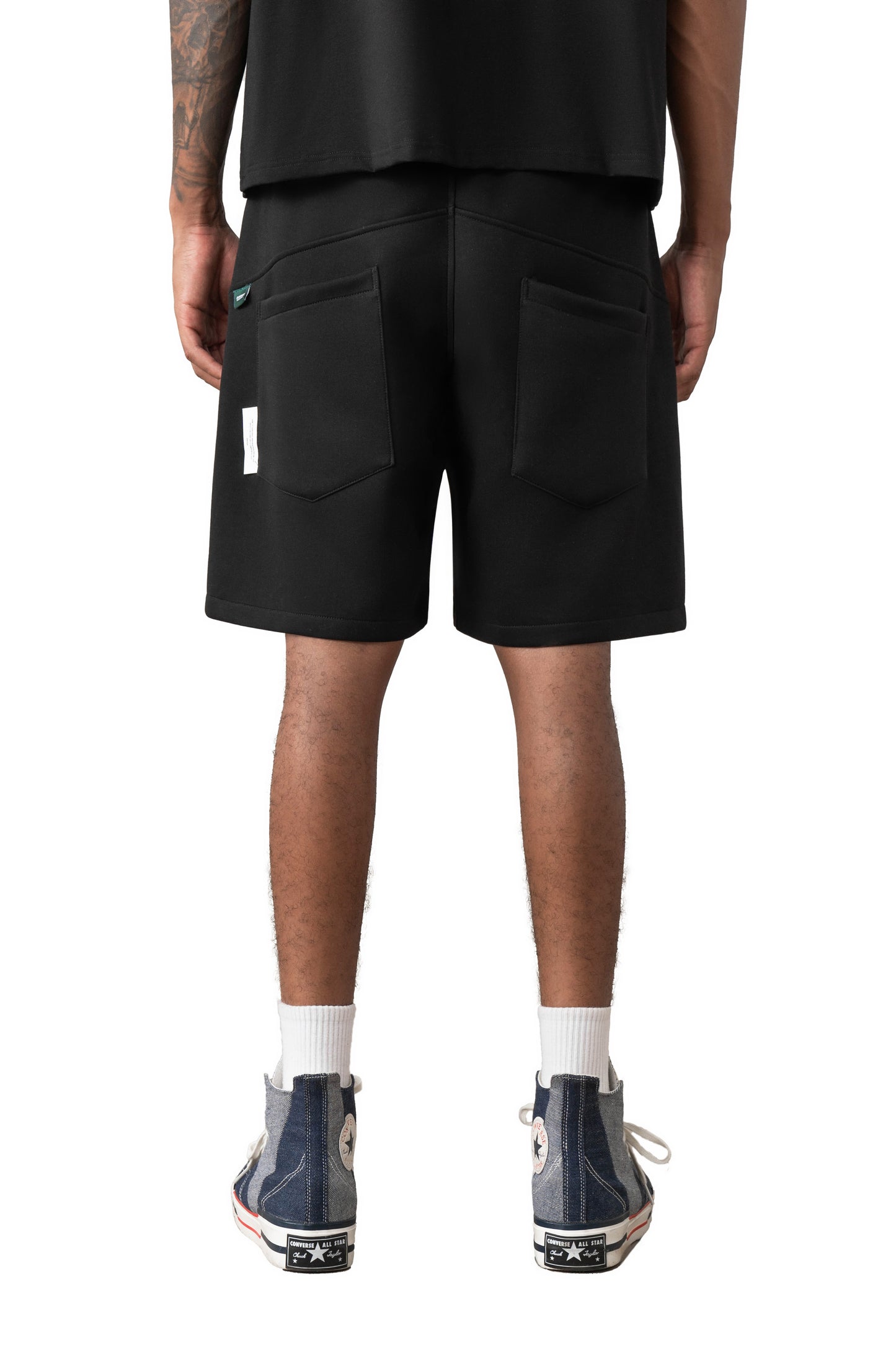 
                  
                    Essential Sweat Shorts Black【M26-12BK】
                  
                