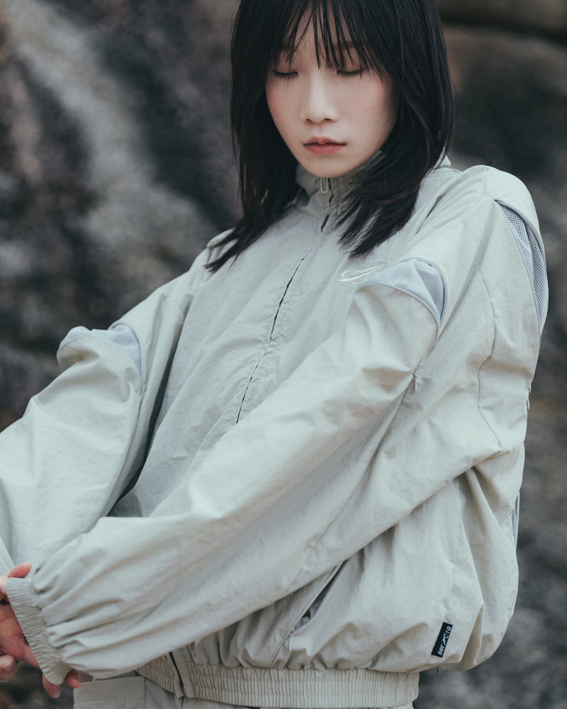 
                  
                    octo gambol x sense Fissure Technical Jacket Ivory【S25-OS-WJIY】
                  
                