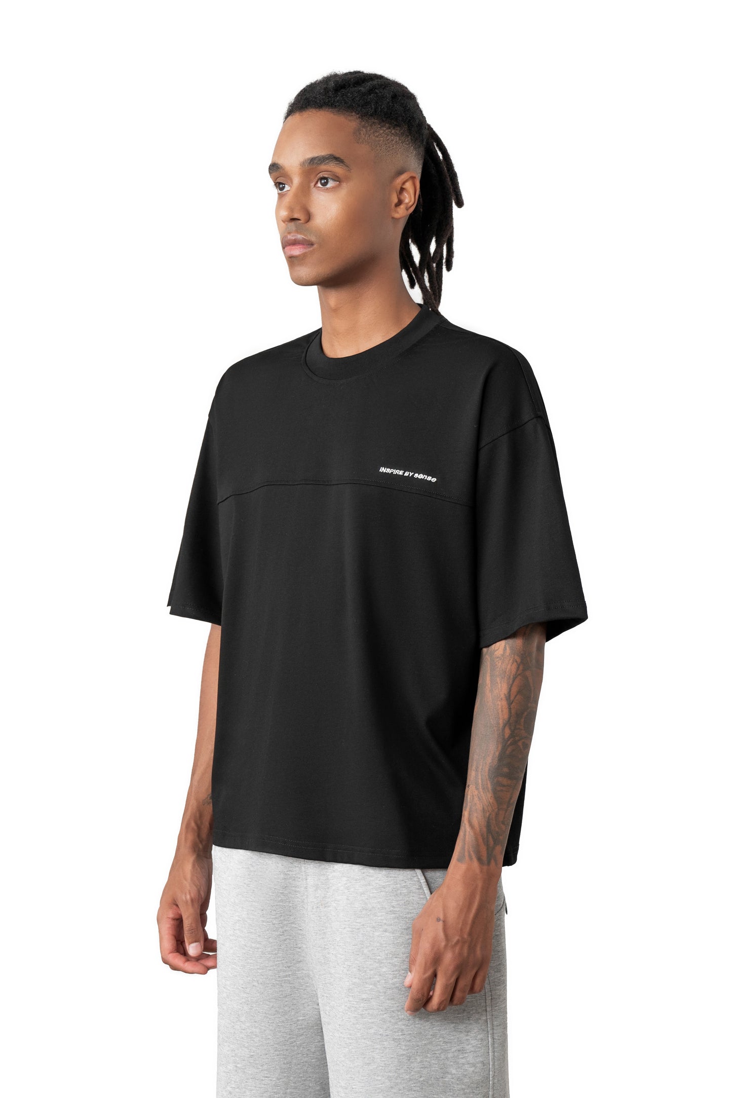 
                  
                    Standard Boxy Fit SS Black【M26-T05BK】
                  
                