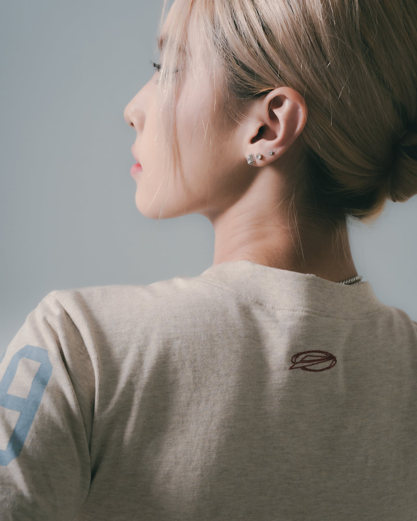 
                  
                    Football Crop T-Shirts Heather White【L25-T03HW】
                  
                