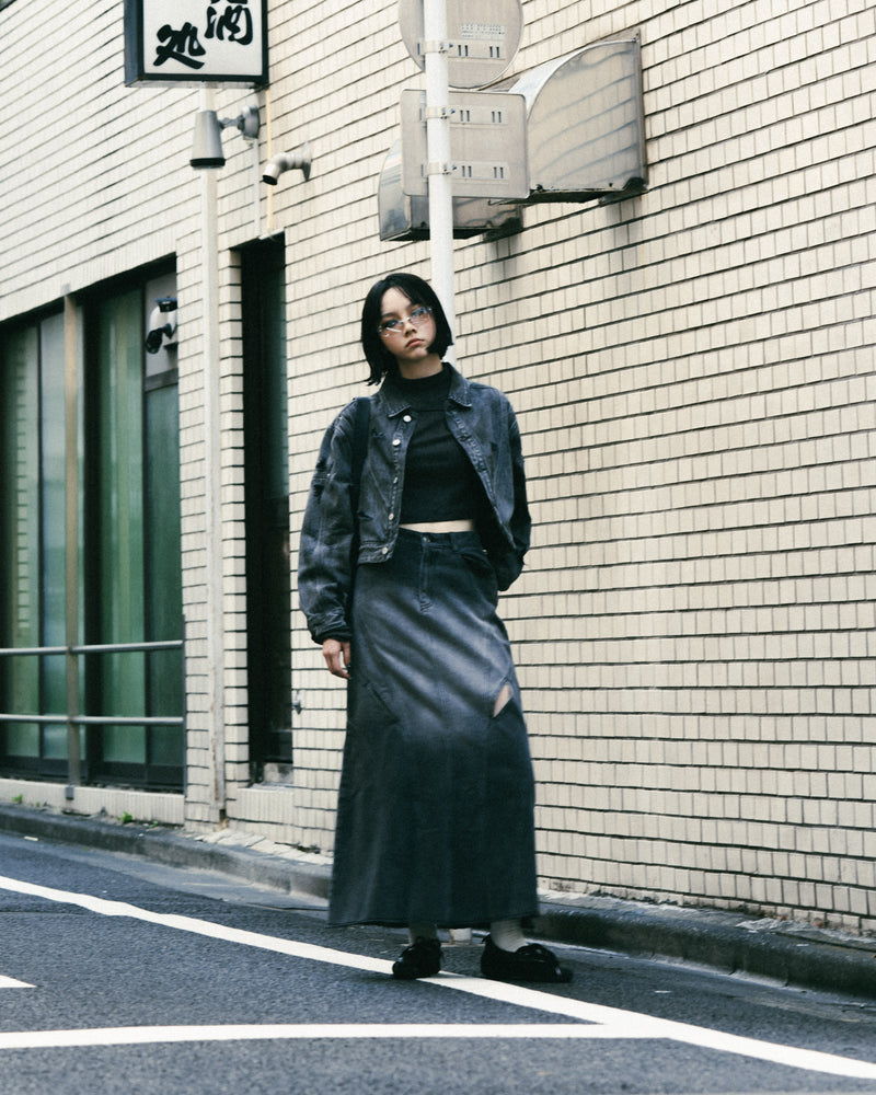 
                  
                    Twist Hole Denim Mermaid Skirt Charcoal【L24-56CH】
                  
                