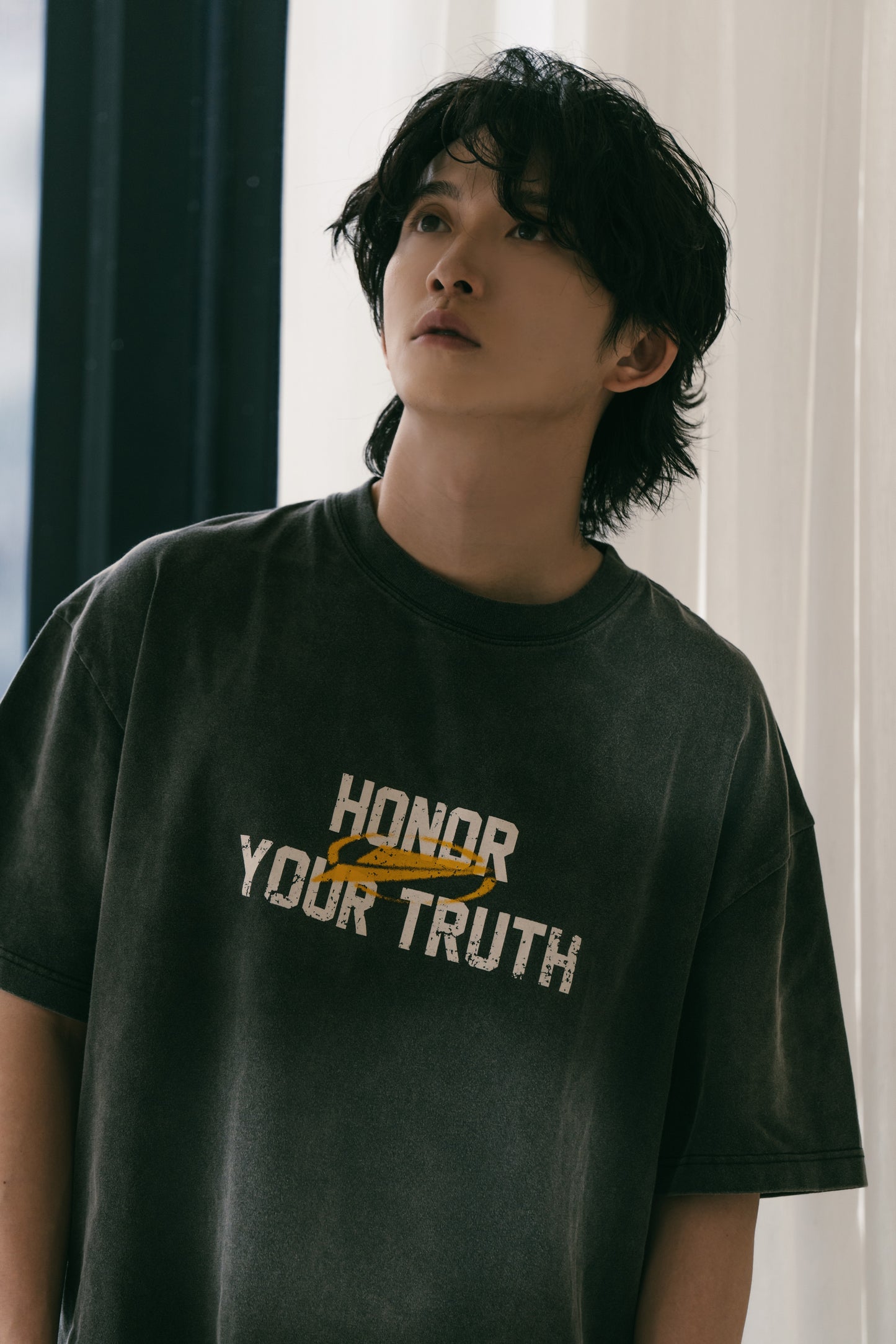 
                  
                    Washed Boxy Cut SS Coal Black【SNExFM-T01CB】
                  
                