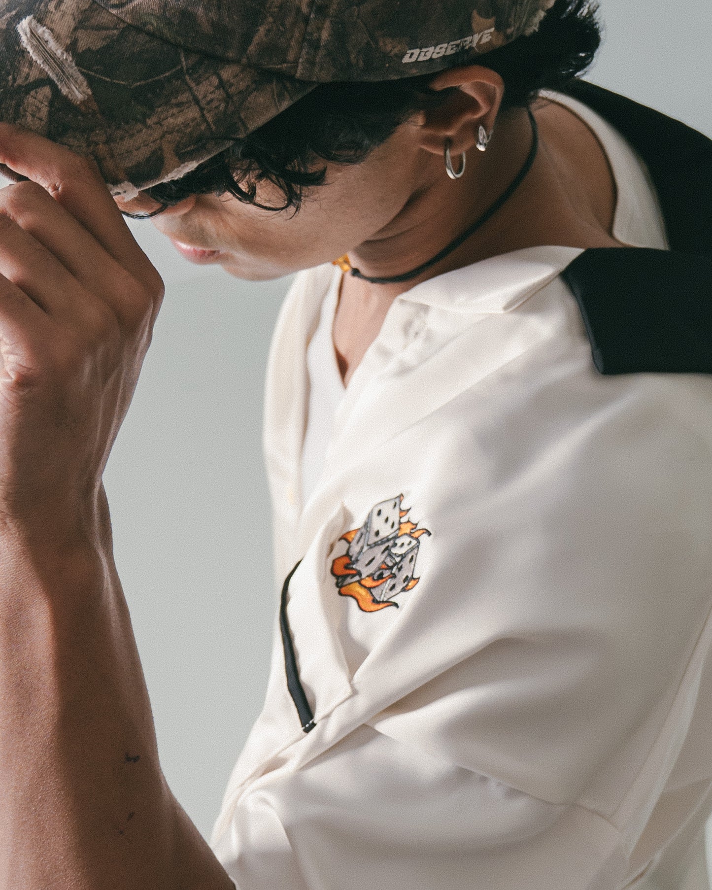 
                  
                    Fire Dice Bowling Shirt Cream【M25-12CM】
                  
                