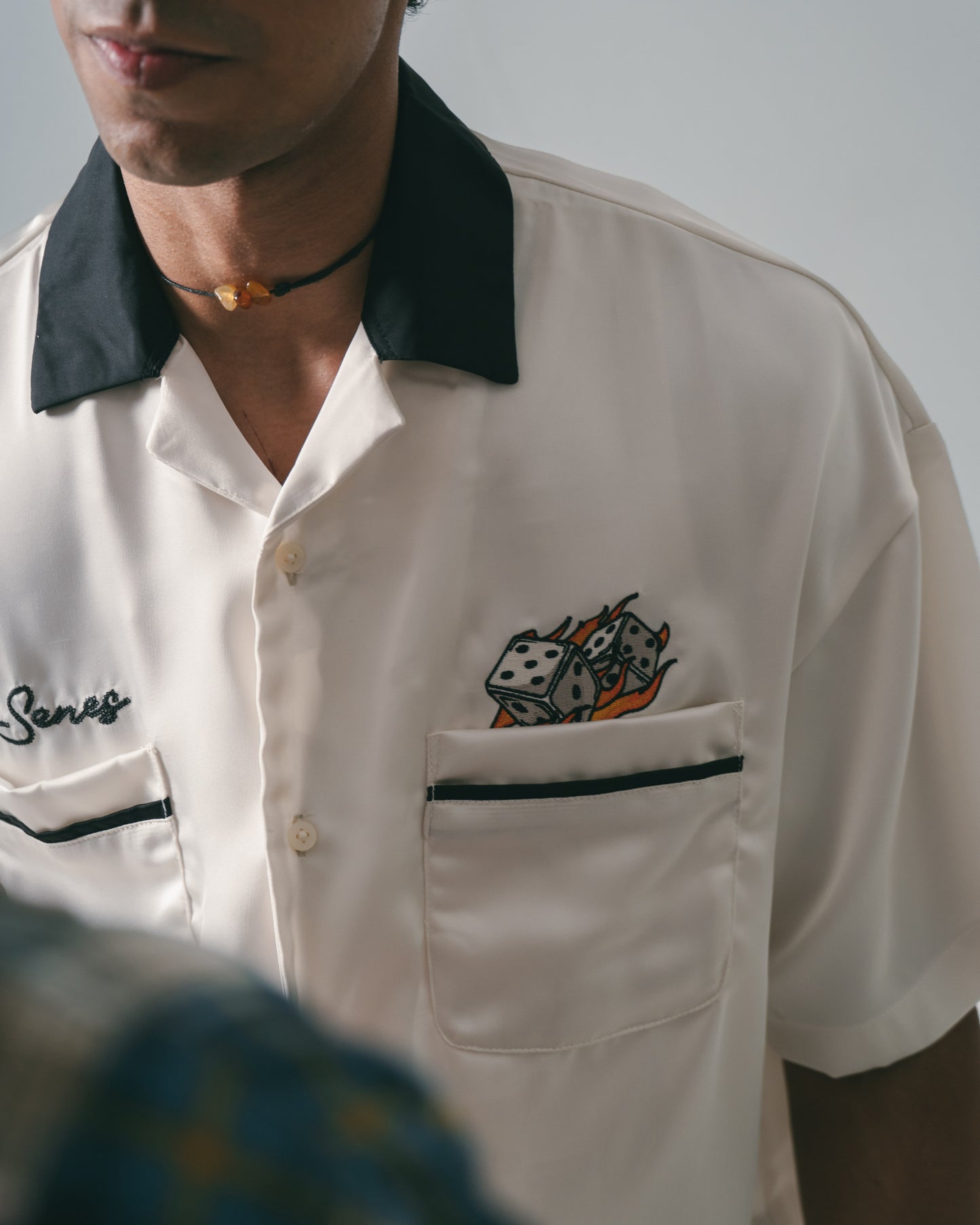 
                  
                    Fire Dice Bowling Shirt Cream【M25-12CM】
                  
                
