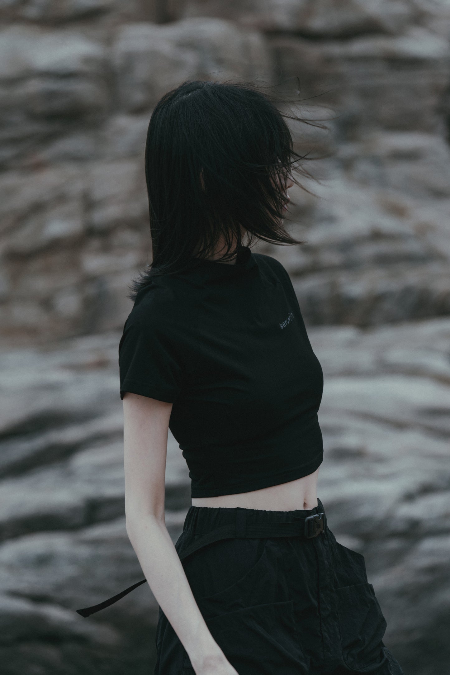 
                  
                    octo gambol x sense Zip Cropped Top Black【S25-OS-WT1BK】
                  
                