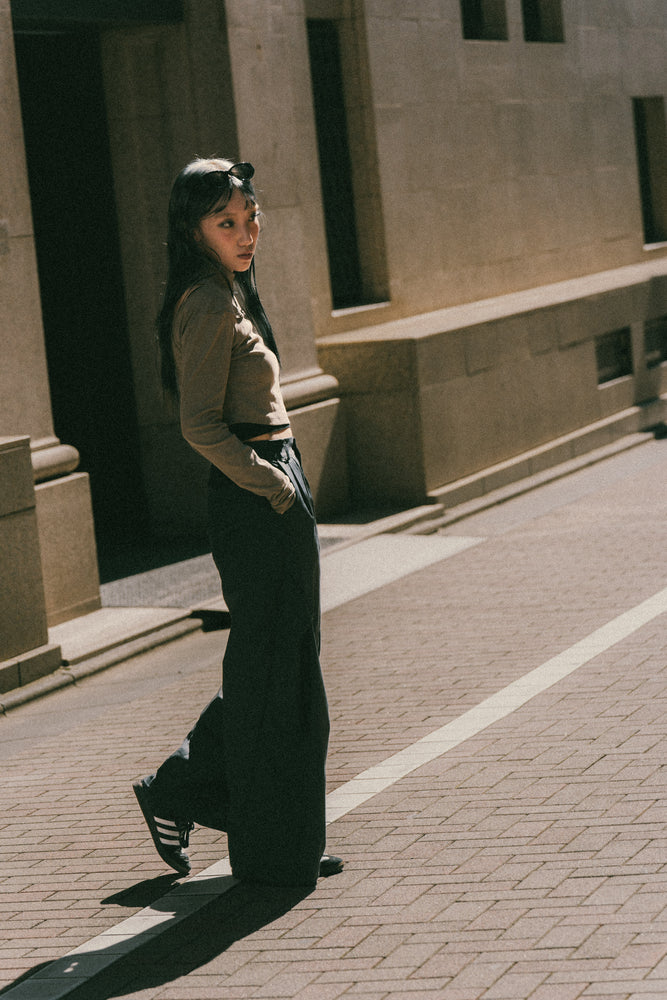 
                  
                    Ruched Long Wide Trousers Steel Grey【L24-45SG】
                  
                