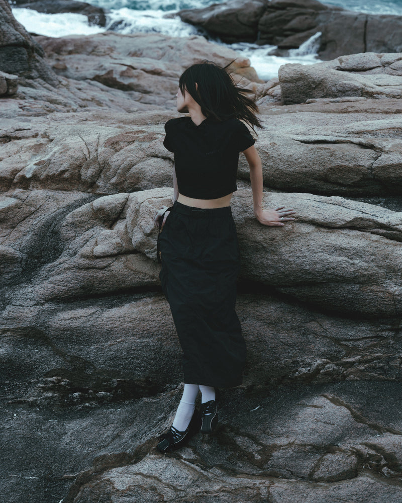 
                  
                    octo gambol x sense Zip Cropped Top Black【S25-OS-WT1BK】
                  
                