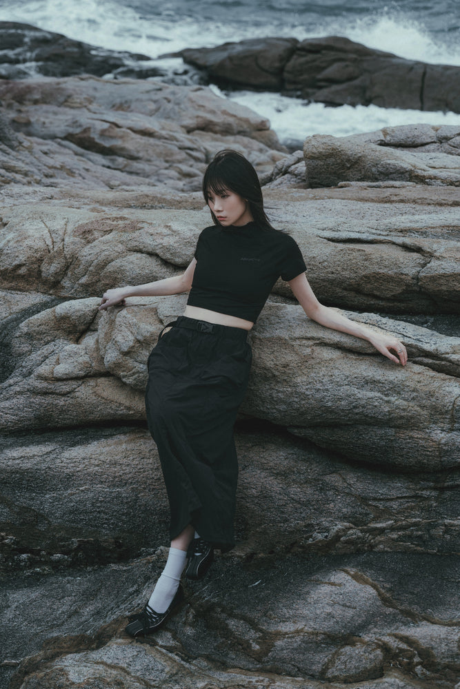 
                  
                    octo gambol x sense Zip Cropped Top Black【S25-OS-WT1BK】
                  
                