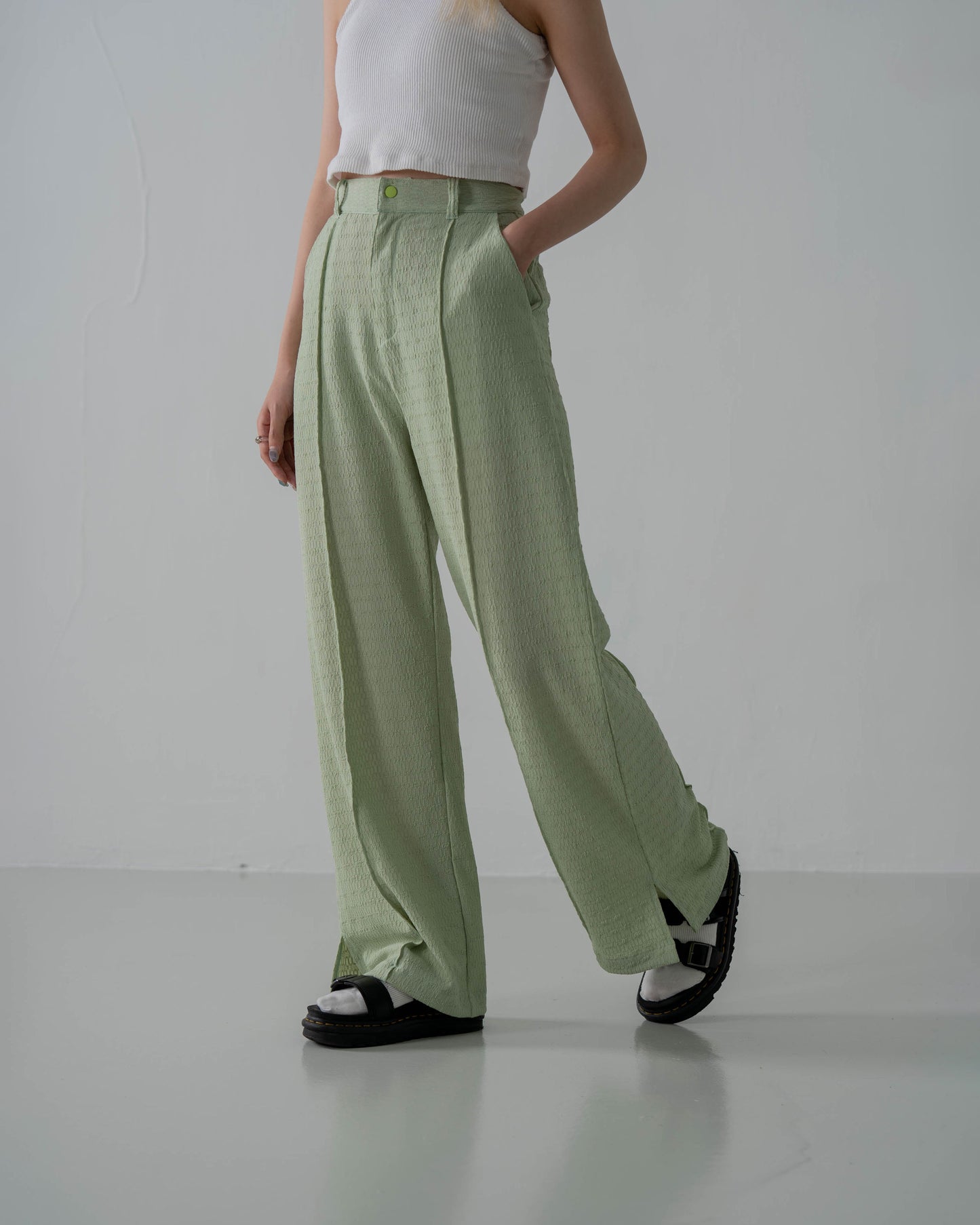 
                  
                    HW Seersucker Pant Fern Green【L23-24GN】
                  
                