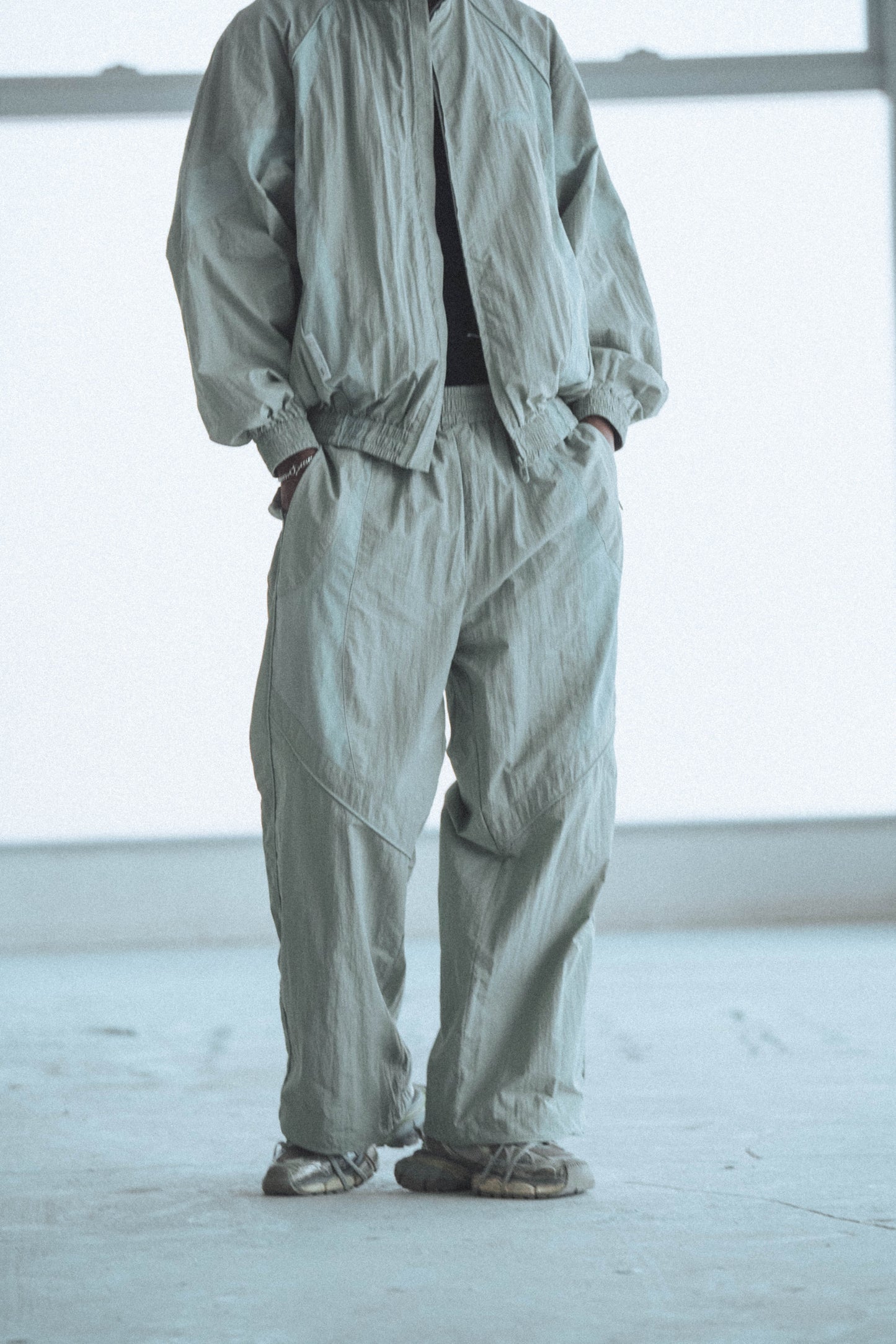 
                  
                    Sporty Line Piping Track Pants Sand【M23-60SD】
                  
                