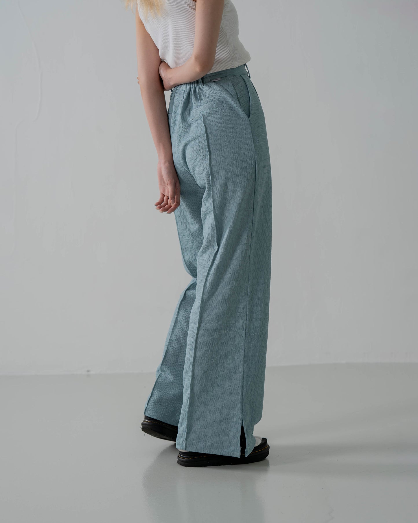 
                  
                    HW Seersucker Pant Skyblue【L23-24BL】
                  
                