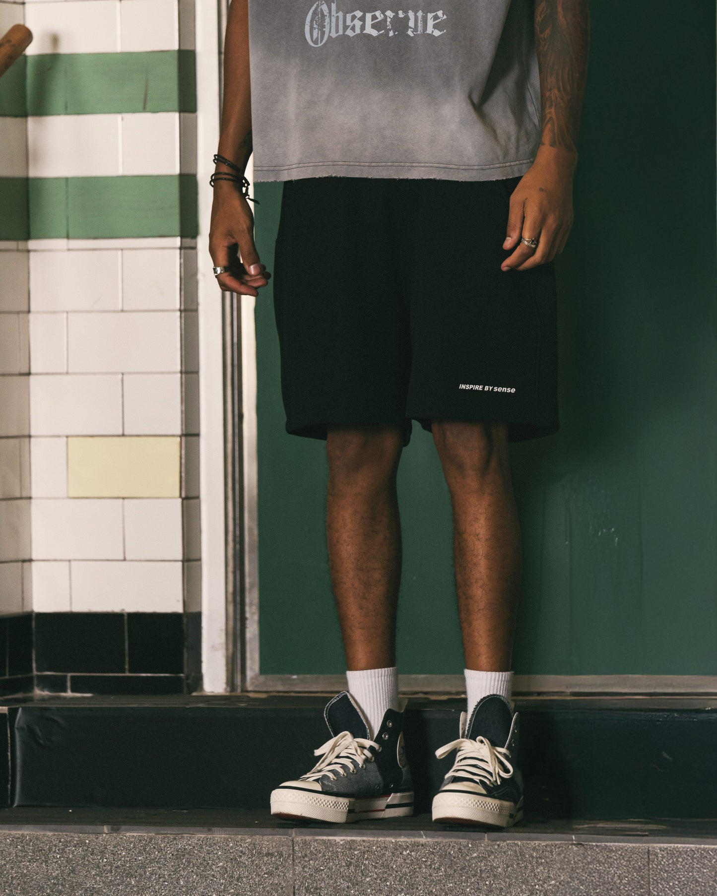 
                  
                    Essential Sweat Shorts Black【M26-12BK】
                  
                