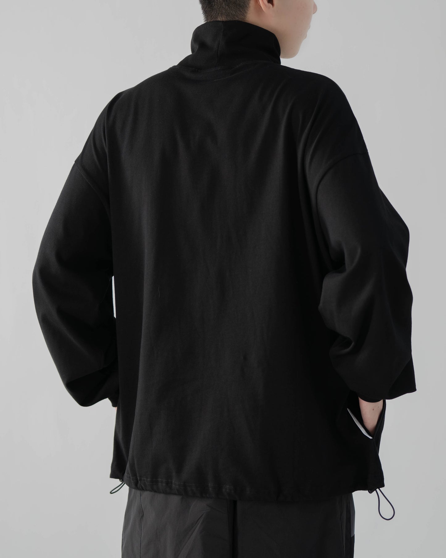 
                  
                    Mockneck LS Black 【M23-T13BK】
                  
                