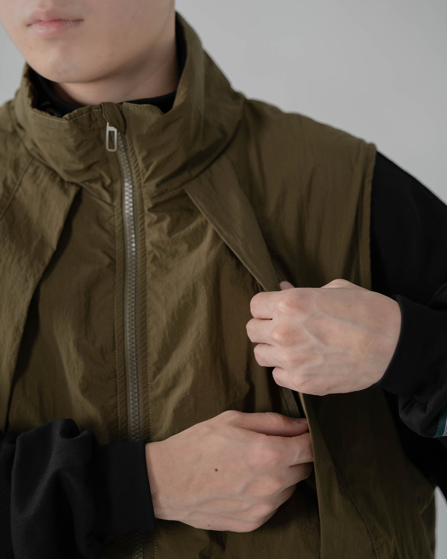 
                  
                    Tech Multi Vest Olive【M23-22OL】
                  
                