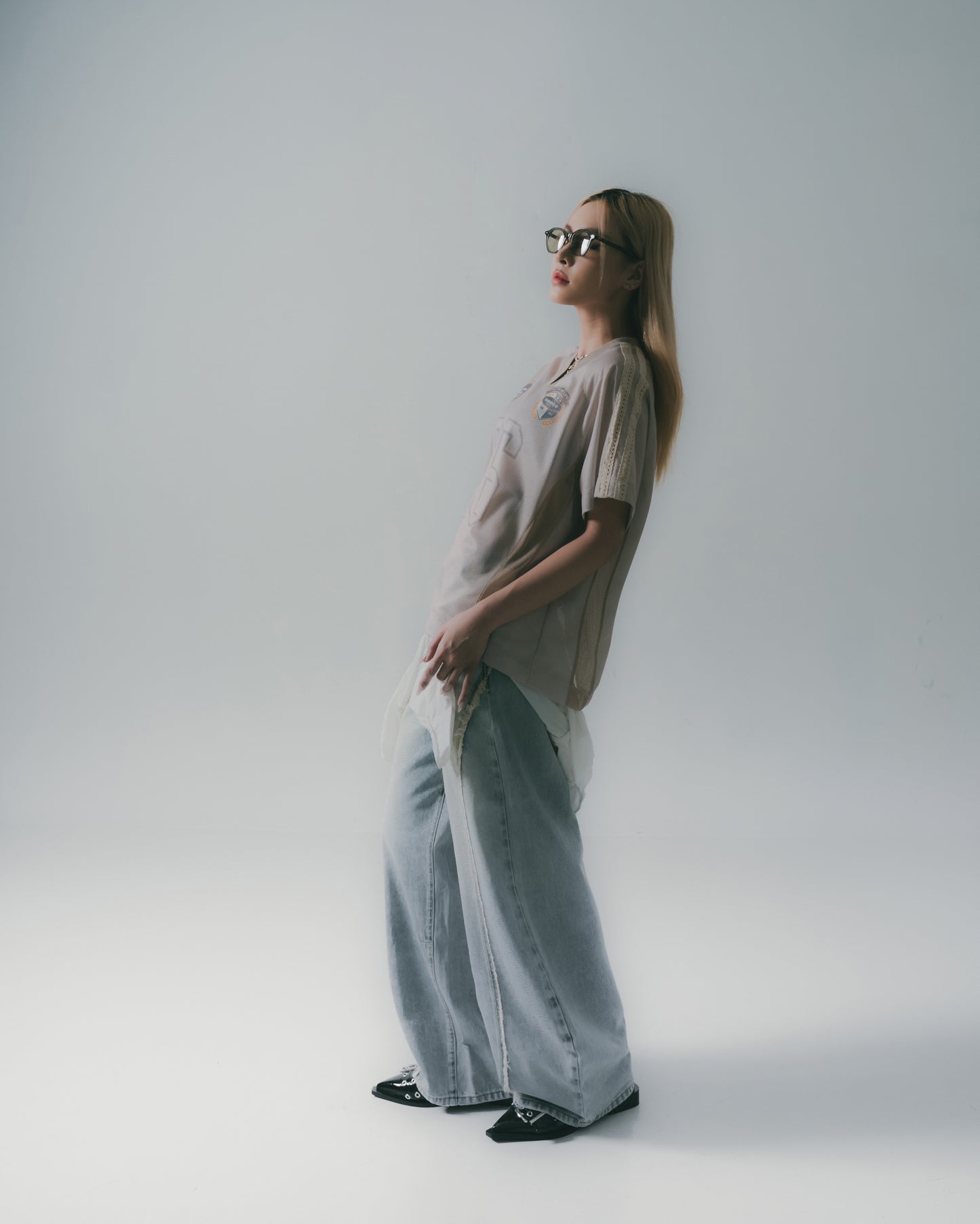 
                  
                    Football Mesh Oversize T-Shirts Beige【L25-T01BE】
                  
                