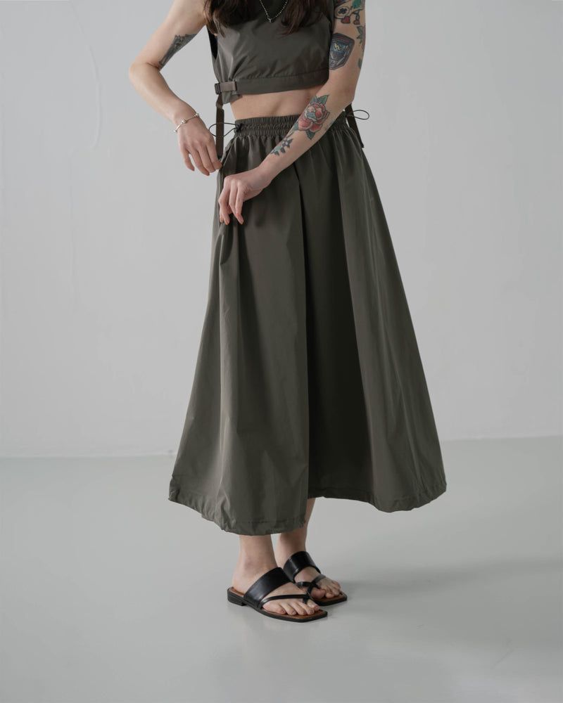 
                  
                    Sporty Nylon Full Skirts Olive【L23-12OL】
                  
                