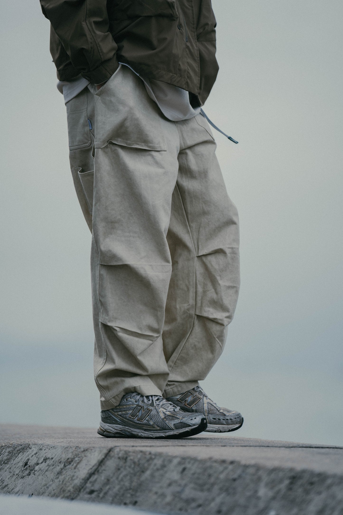 
                  
                    Dusty Washed Trousers Ivory【M23-54IY】
                  
                