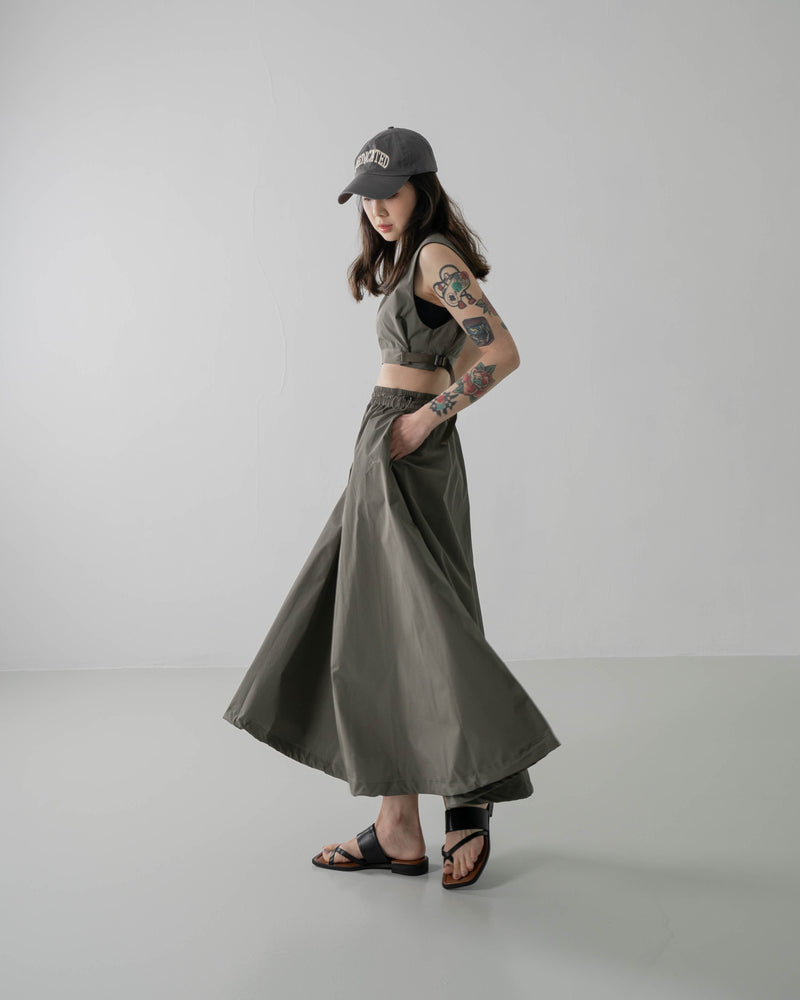 
                  
                    Sporty Nylon Full Skirts Olive【L23-12OL】
                  
                