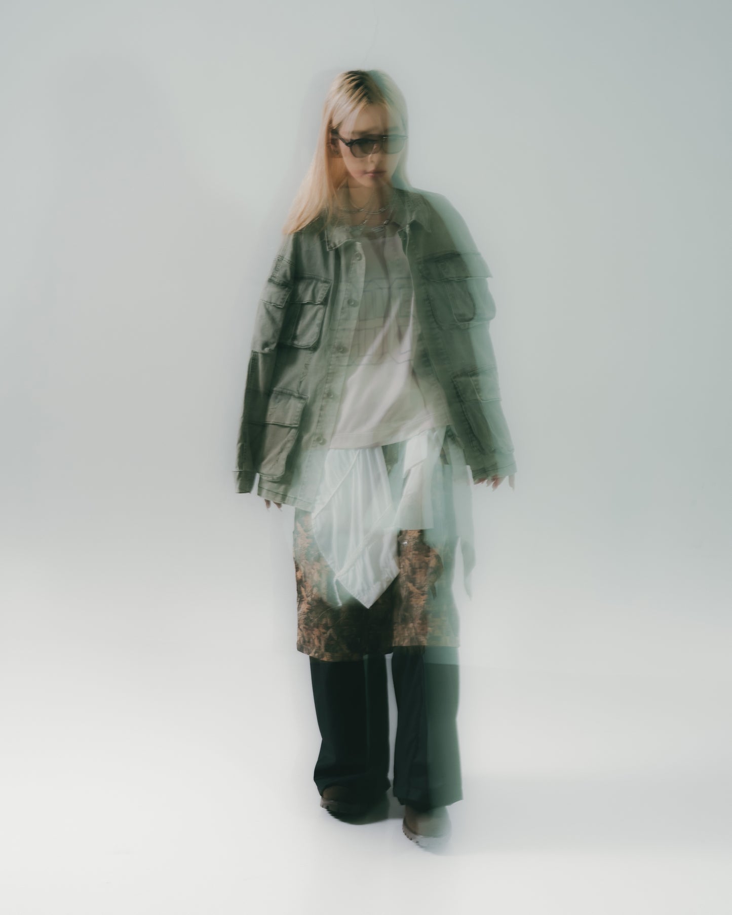 
                  
                    Football Mesh Oversize T-Shirts Beige【L25-T01BE】
                  
                