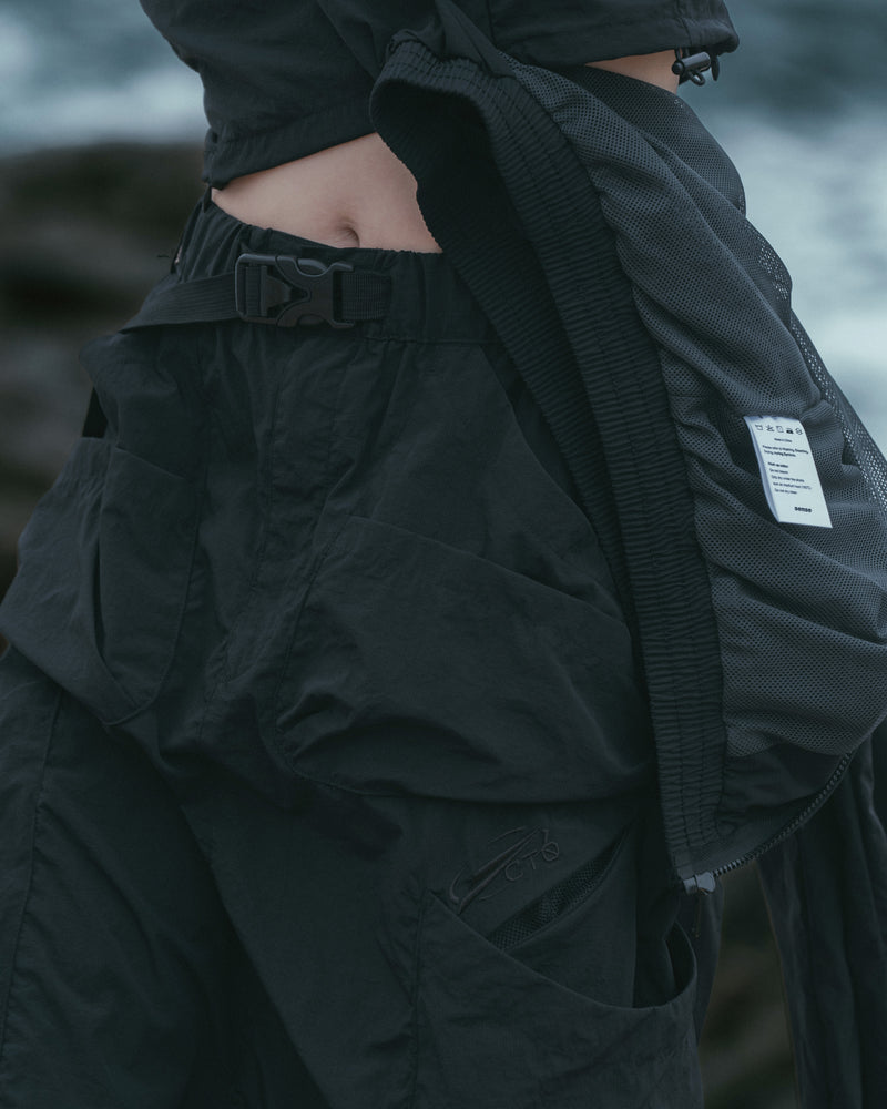 
                  
                    octo gambol x sense Fissure Technical Skirts Black【S25-OS-WSBK】
                  
                