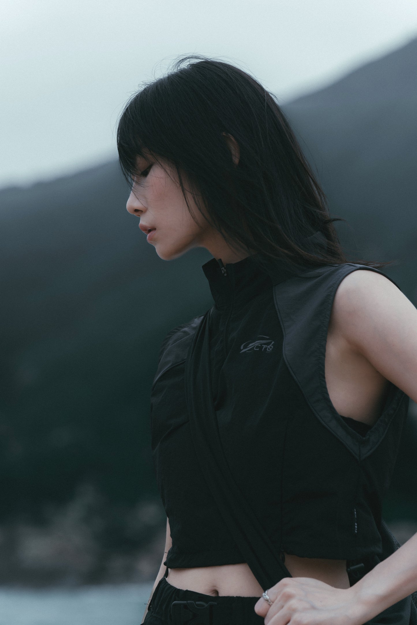 
                  
                    octo gambol x sense Half-Zip Track Top Black【S25-OS-WT2BK】
                  
                