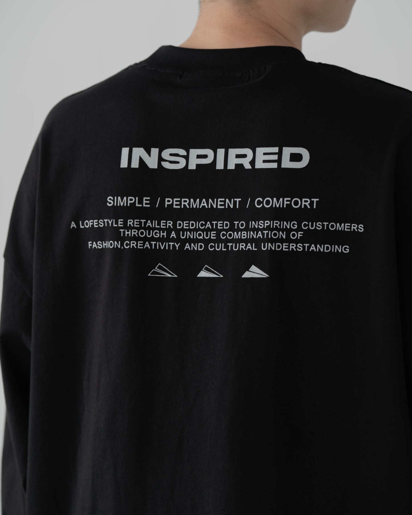 
                  
                    Graphic 18 LS Black 【M23-T18BK】
                  
                