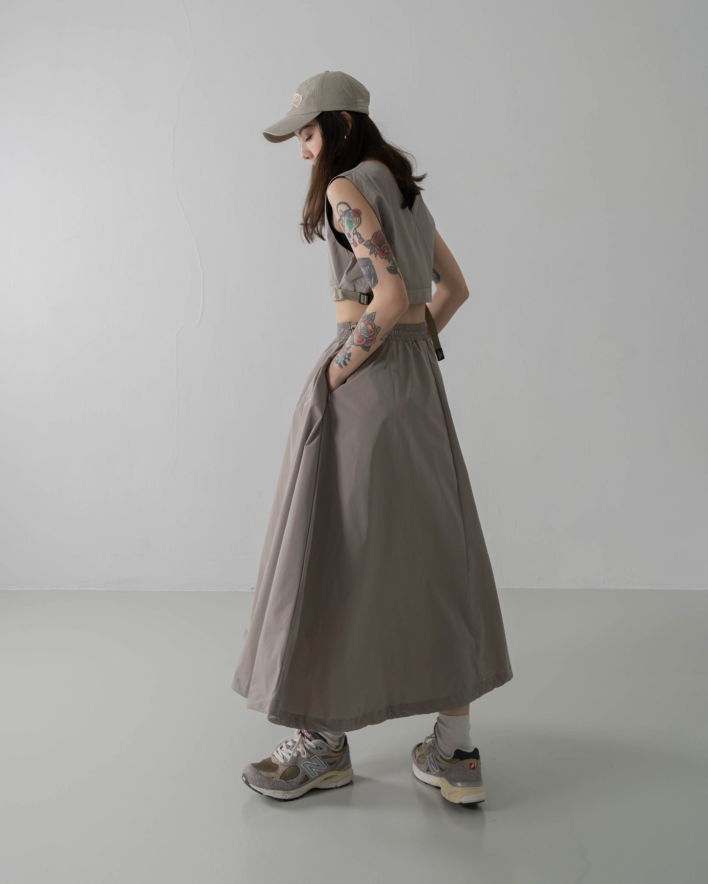 
                  
                    Sporty Nylon Full Skirts Khaki【L23-12KA】
                  
                